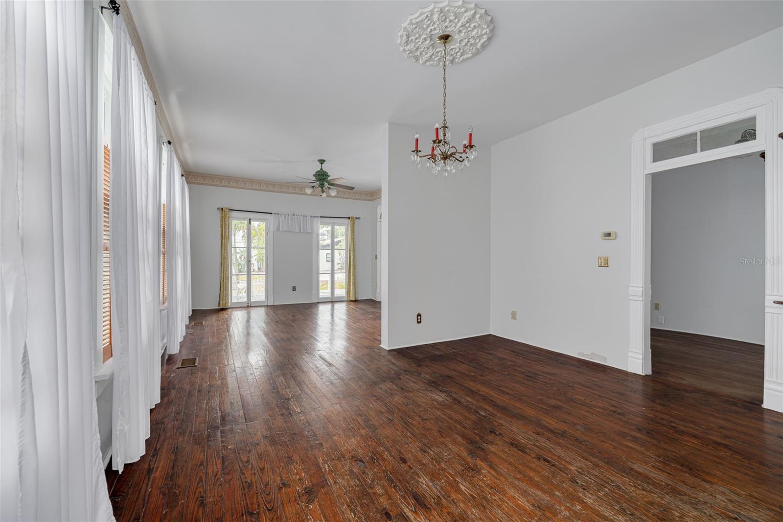 Image 13 of 42 For 6904 Fitzgerald Street