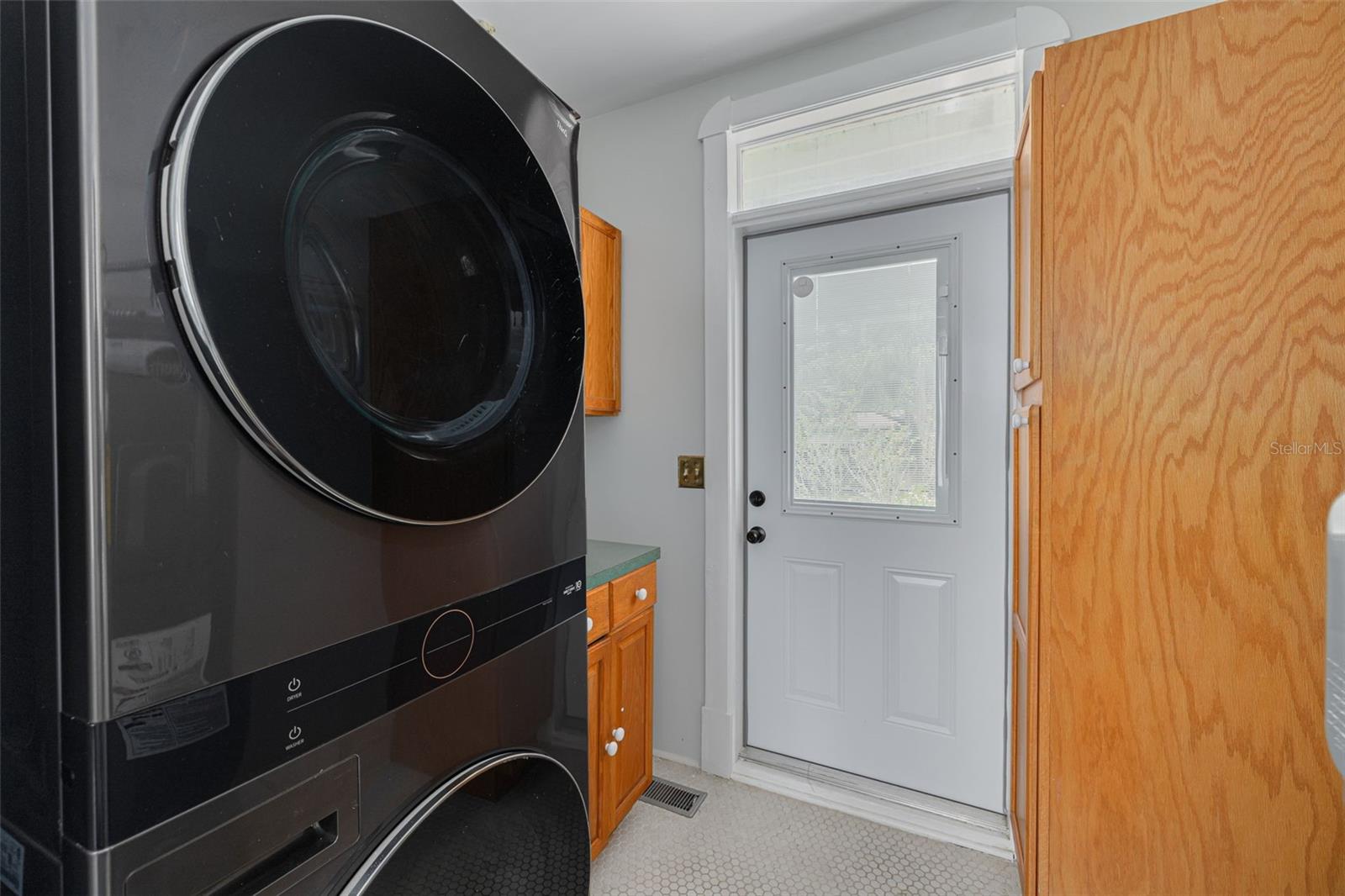 Image 17 of 42 For 6904 Fitzgerald Street