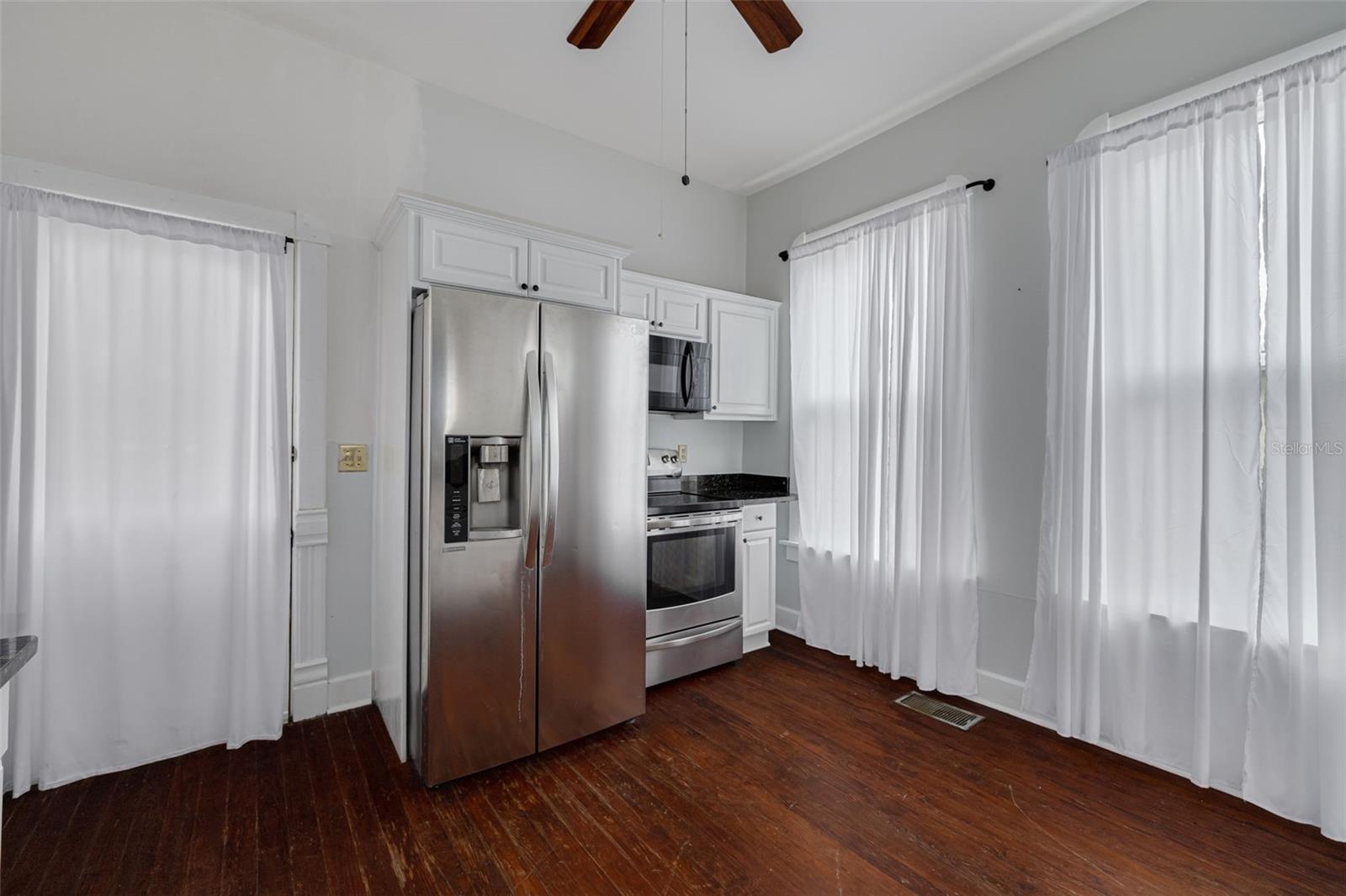 Image 18 of 42 For 6904 Fitzgerald Street