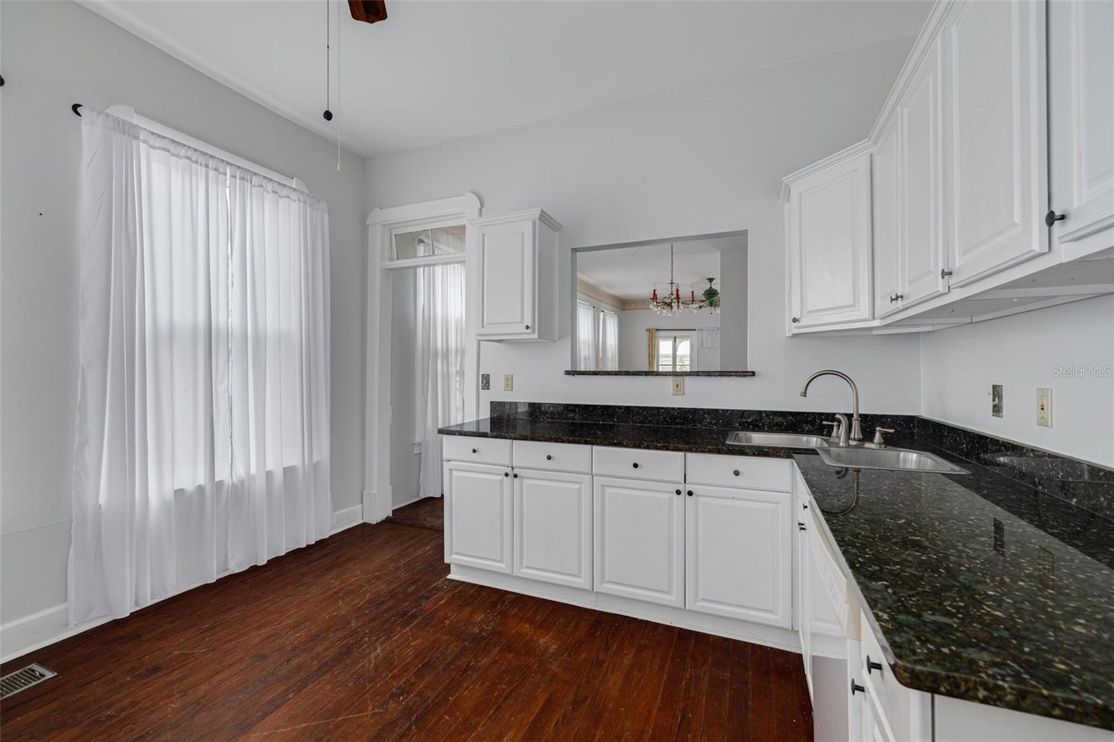 Image 19 of 42 For 6904 Fitzgerald Street