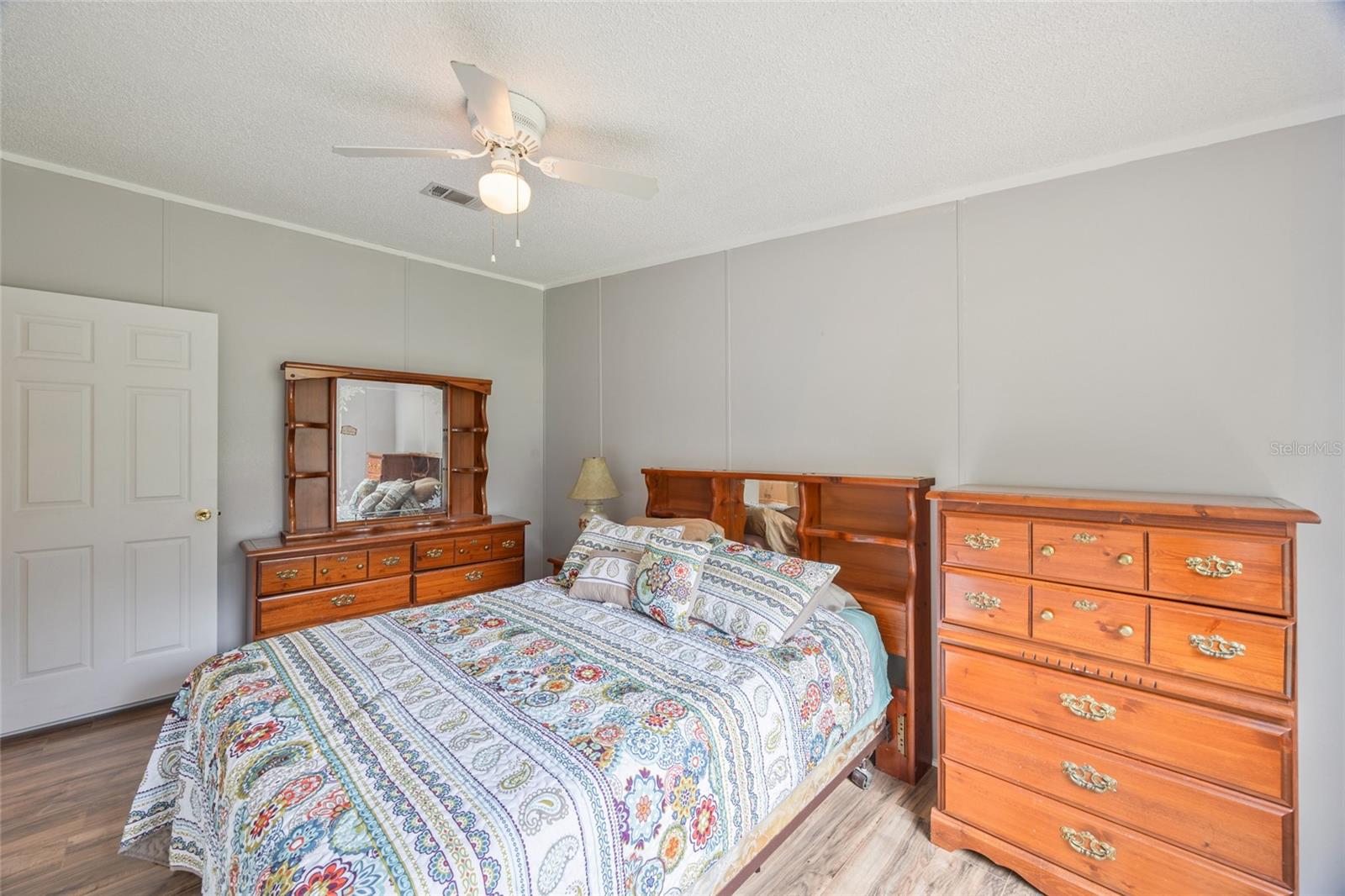 Image 11 of 28 For 4815 Charleston Avenue