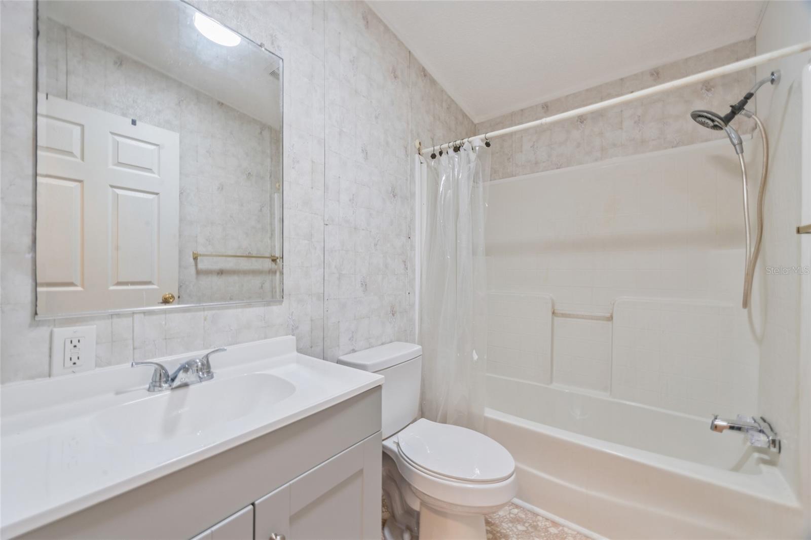 Image 17 of 28 For 4815 Charleston Avenue
