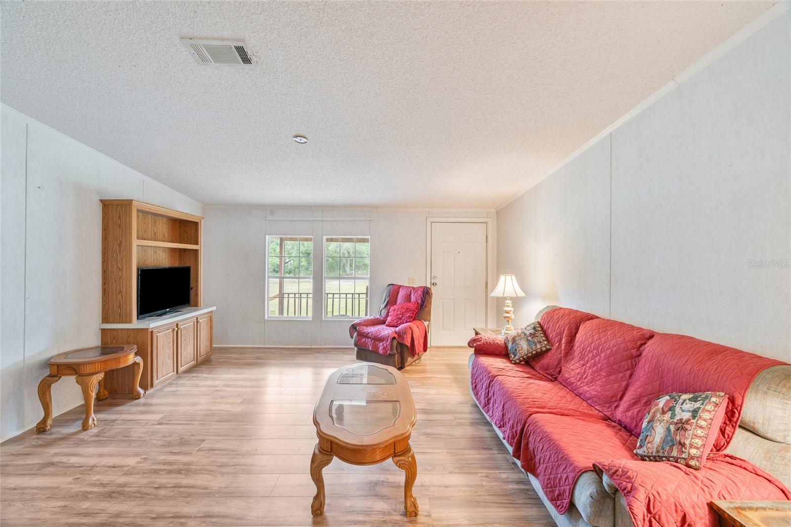 Image 3 of 28 For 4815 Charleston Avenue