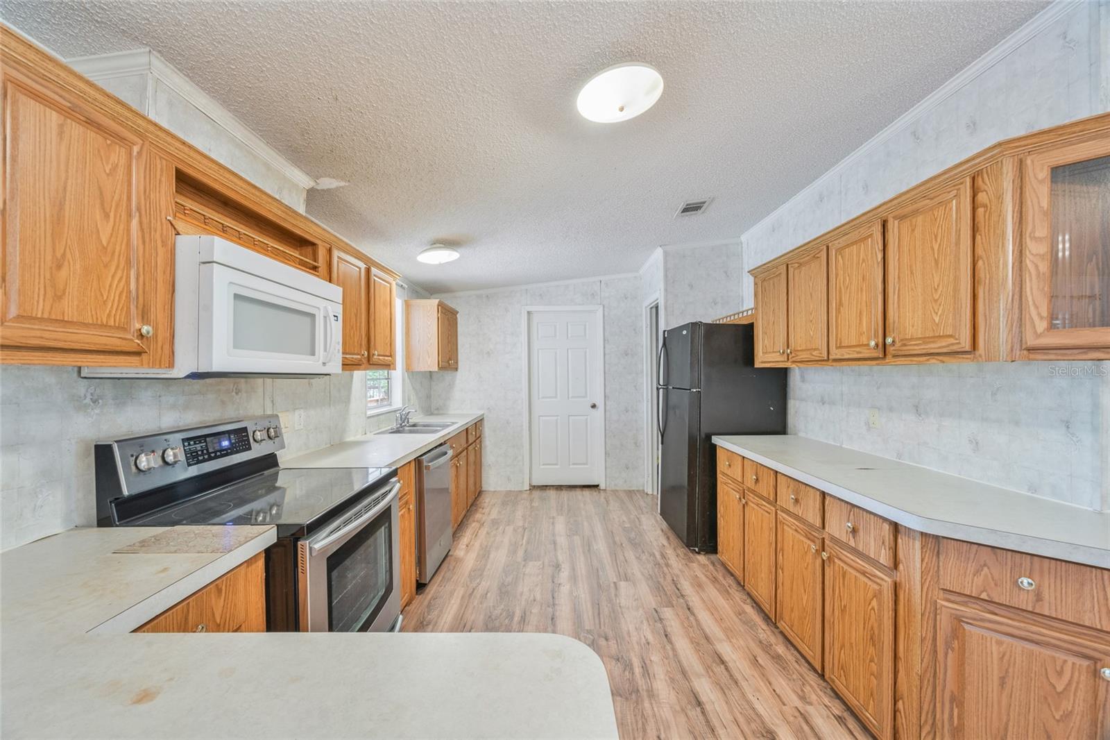 Image 6 of 28 For 4815 Charleston Avenue