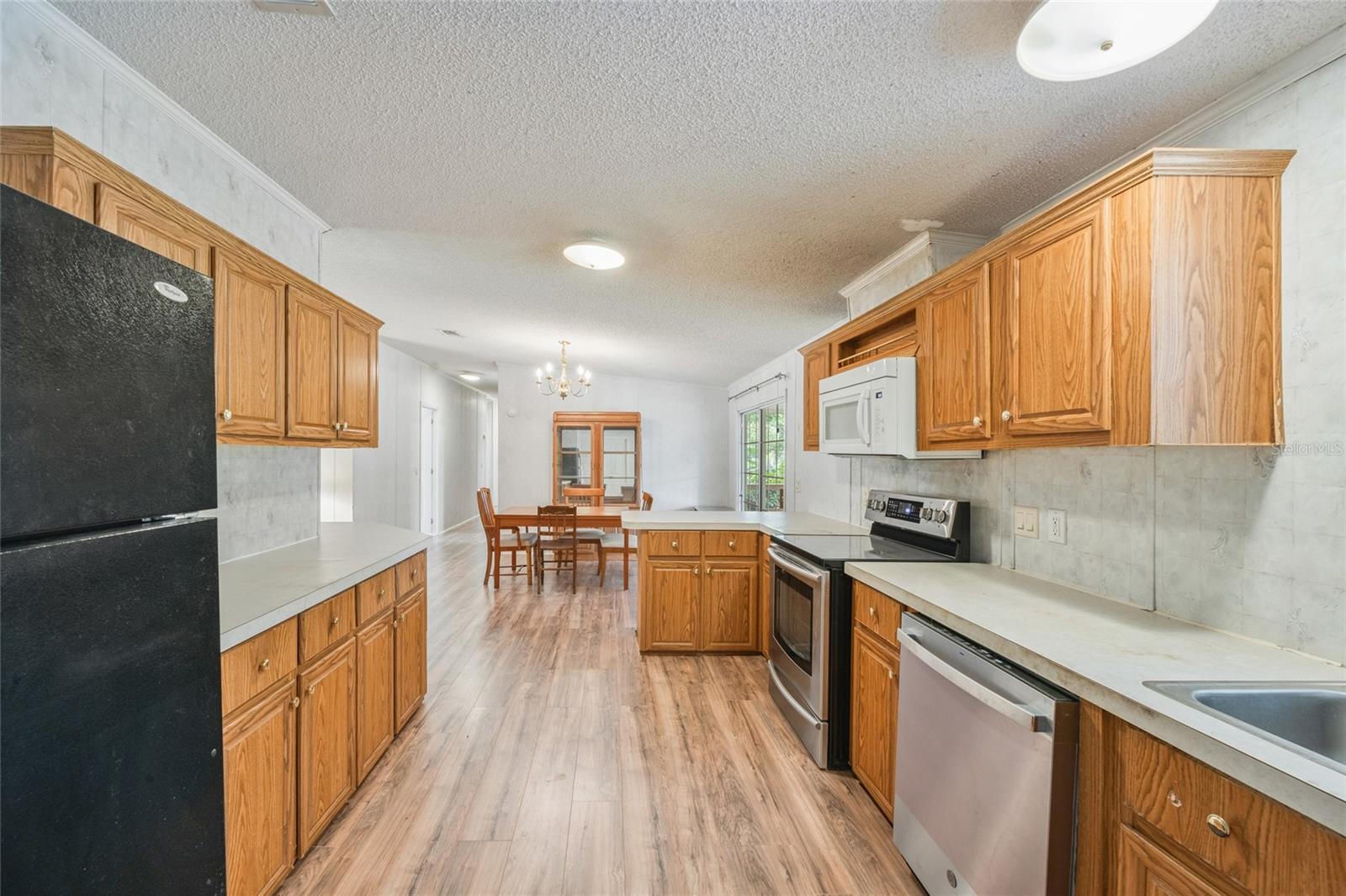 Image 7 of 28 For 4815 Charleston Avenue