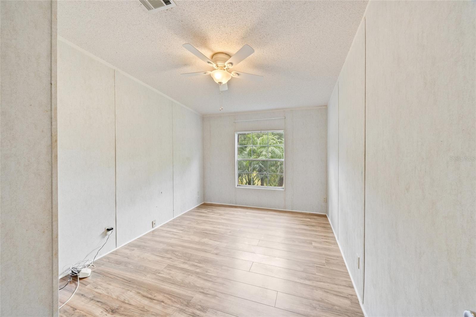 Image 8 of 28 For 4815 Charleston Avenue