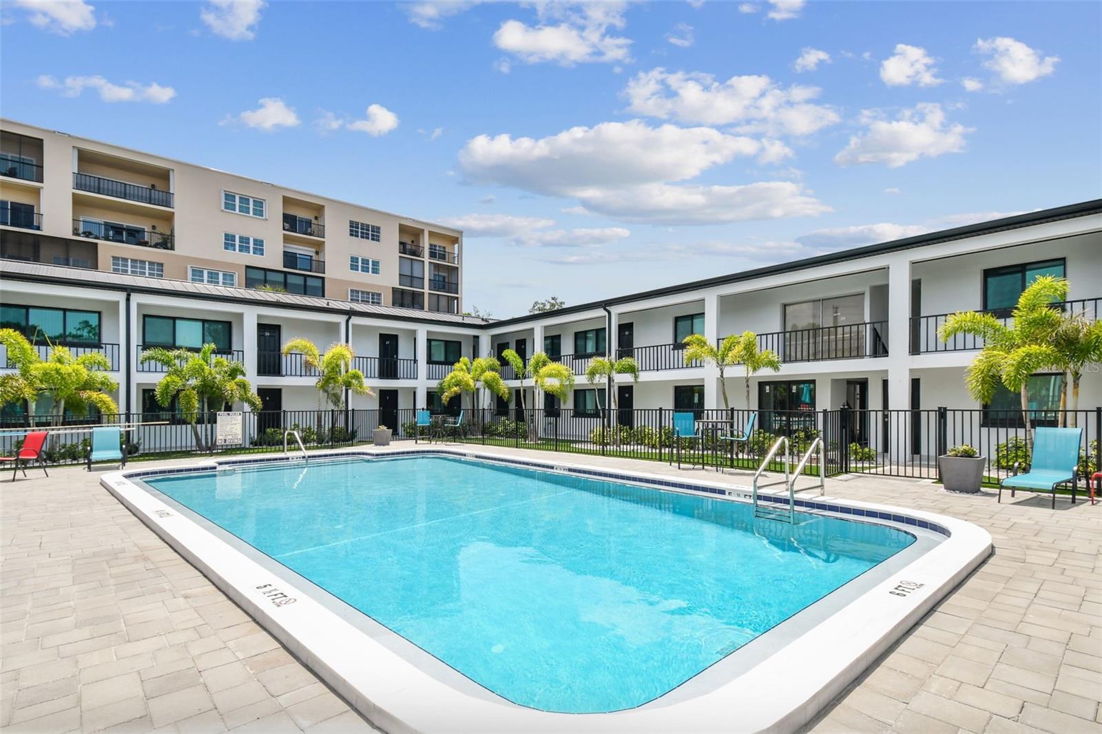 Details for 2942 Bay Drive 8, BELLEAIR BLUFFS, FL 33770