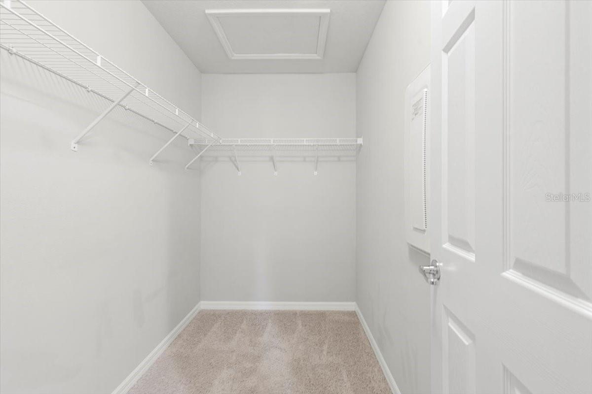 Listing photo id 23 for 5344 Sylvester Loop