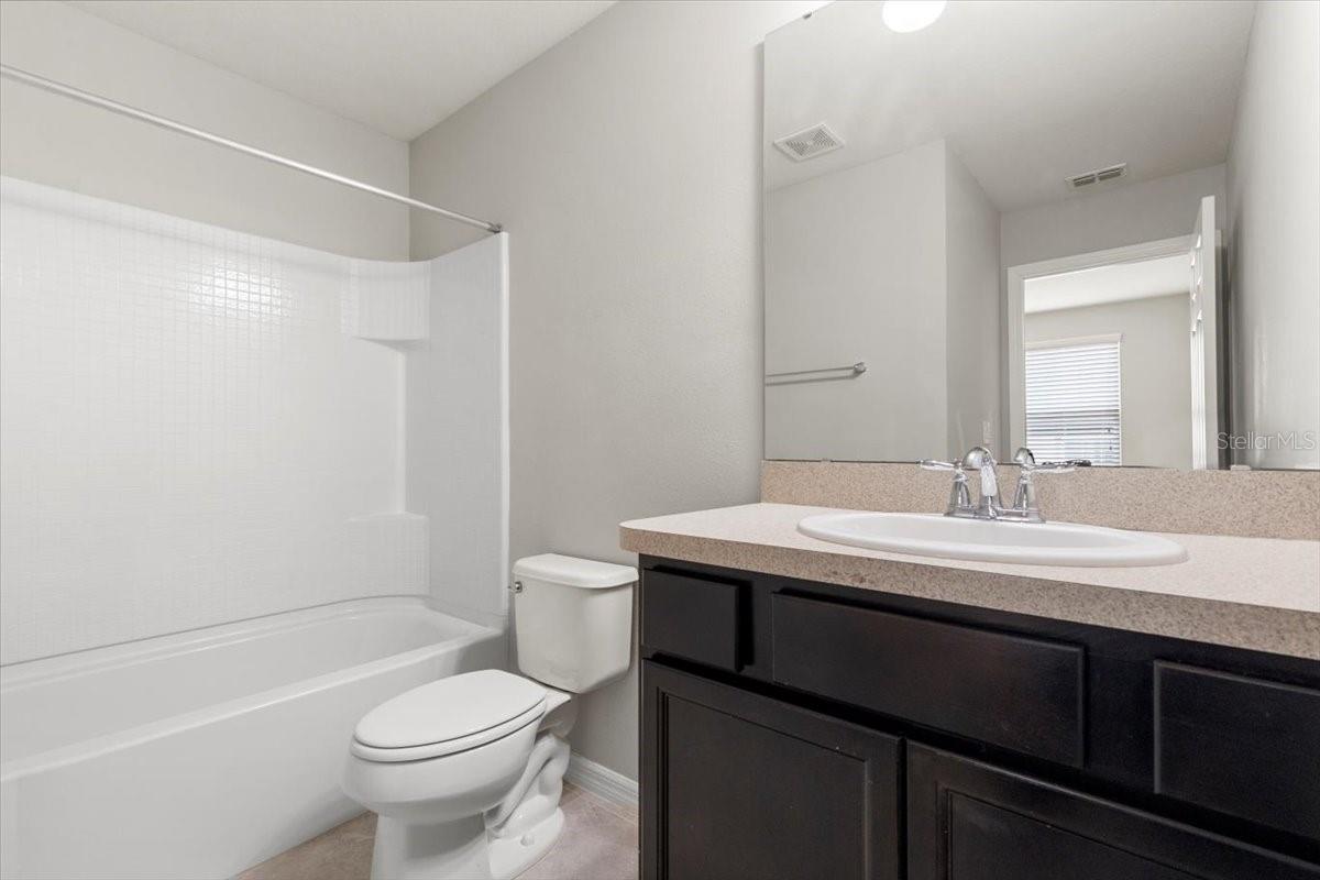 Listing photo id 24 for 5344 Sylvester Loop