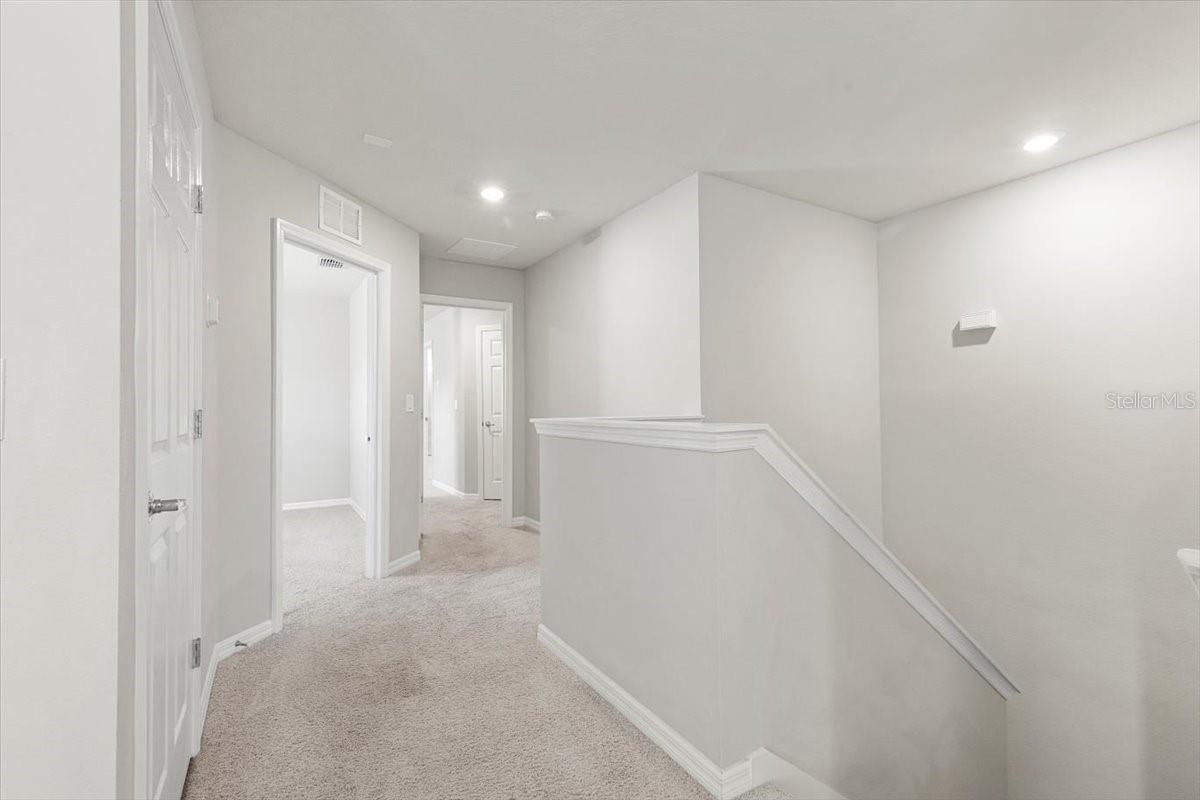 Listing photo id 25 for 5344 Sylvester Loop