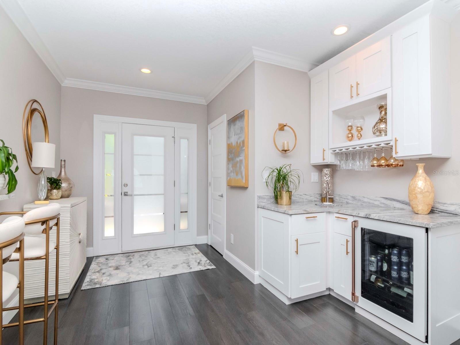 Image 4 of 76 For 2807 Hawthorne Road 11