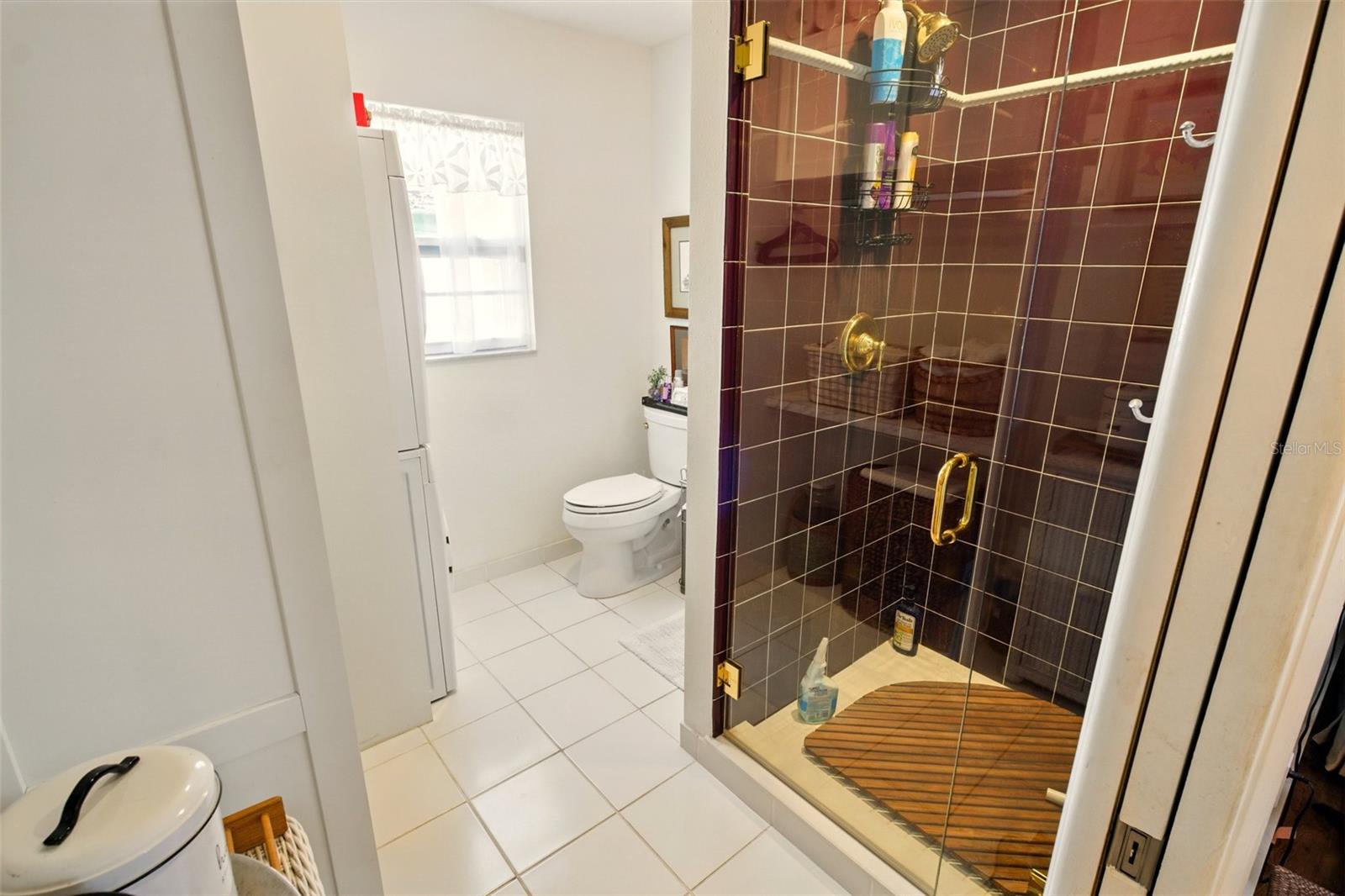 Image 17 of 26 For 7208 Pointe West Boulevard