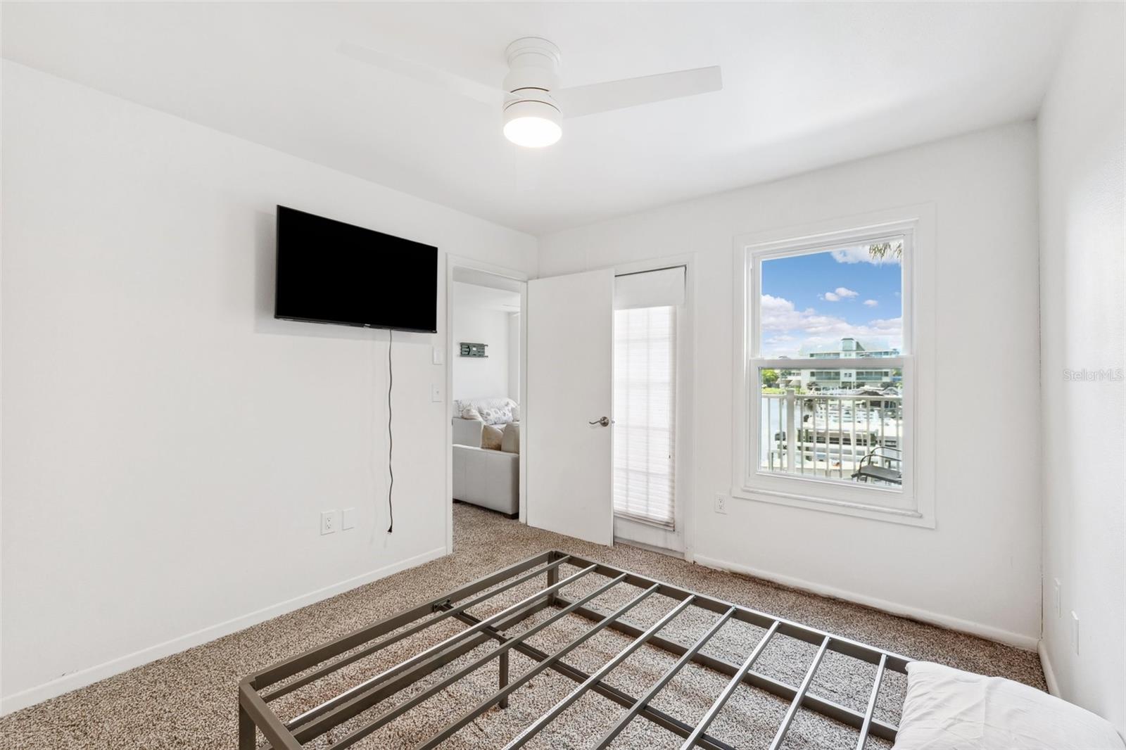 Image 16 of 32 For 5712 Biscayne Court 103