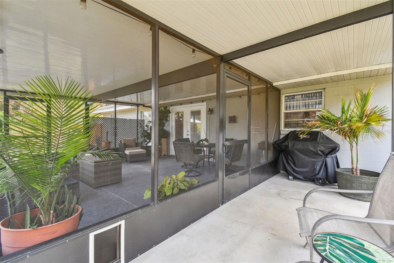 Image 42 of 57 For 12106 Meadow Lane
