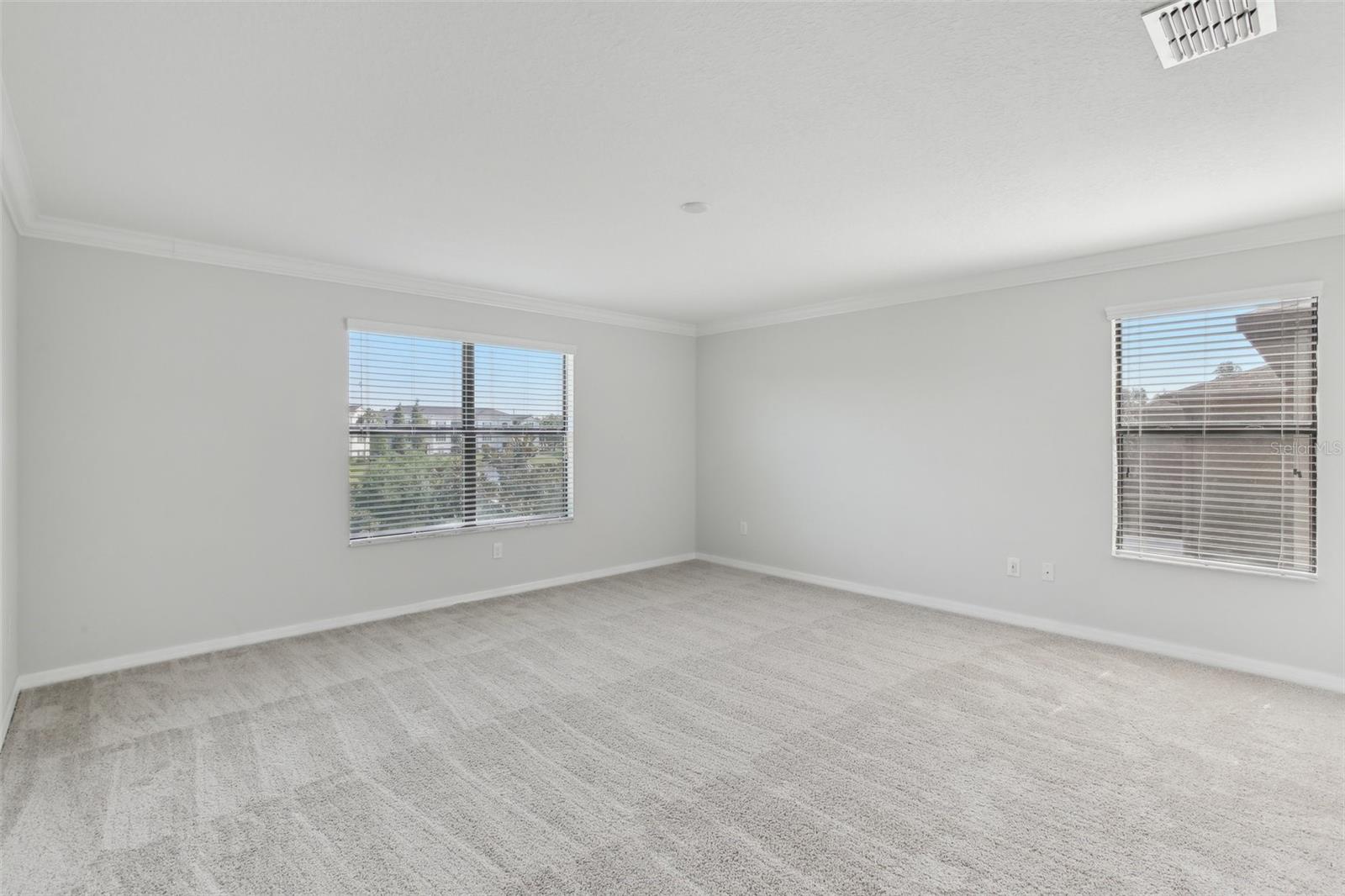 Listing photo id 24 for 1119 Ballard Green Place