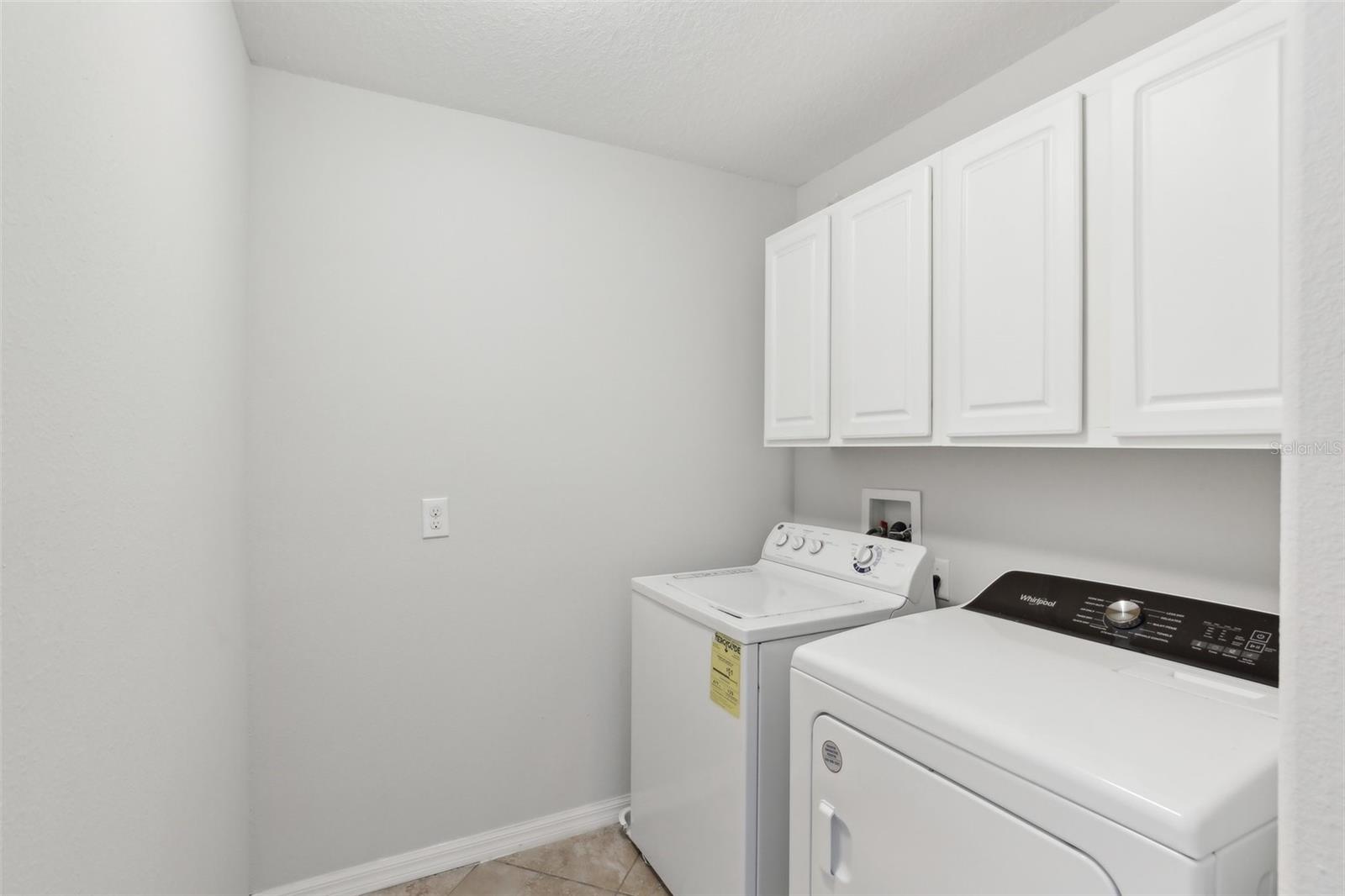 Listing photo id 34 for 1119 Ballard Green Place