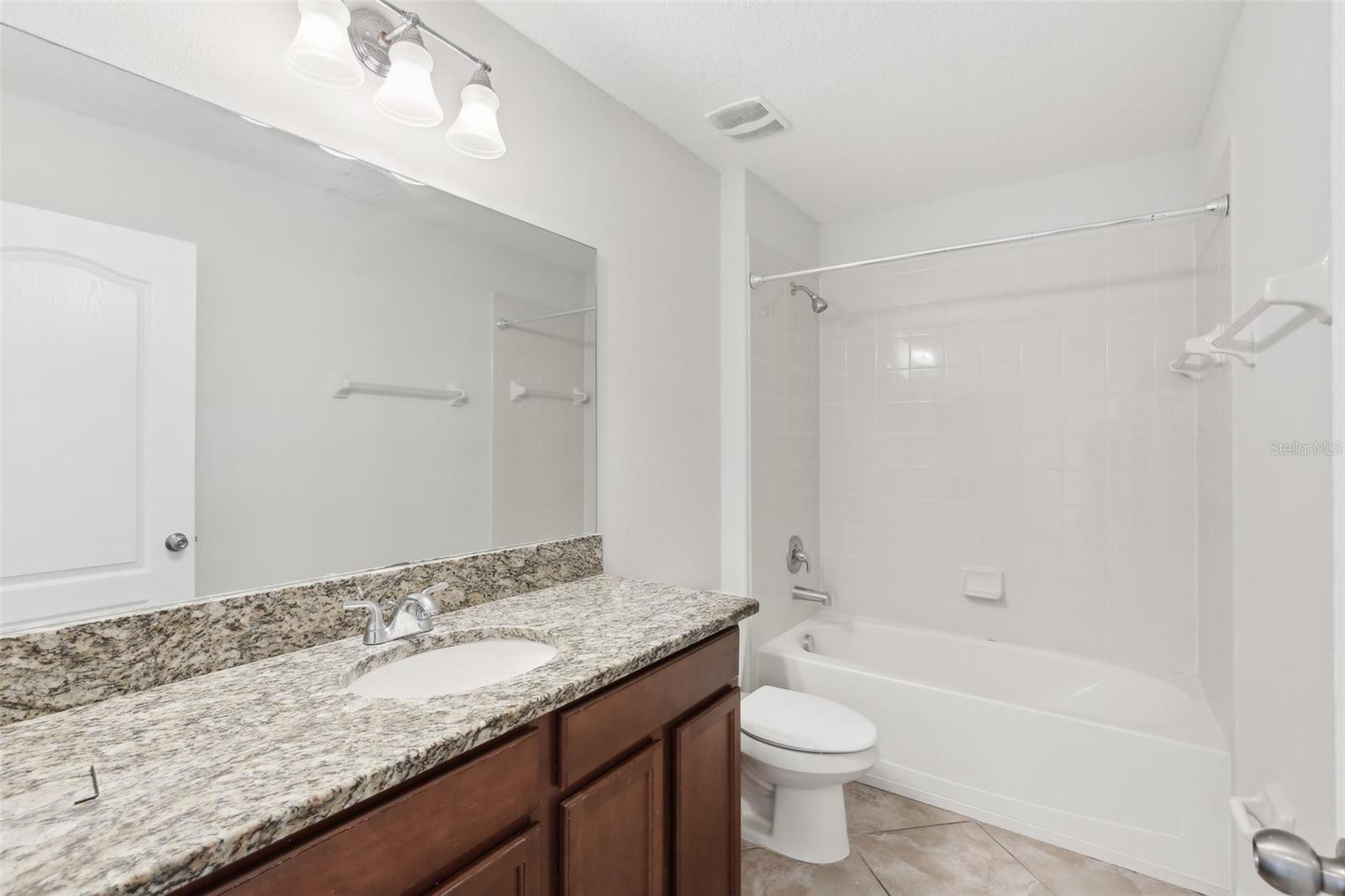Listing photo id 36 for 1119 Ballard Green Place