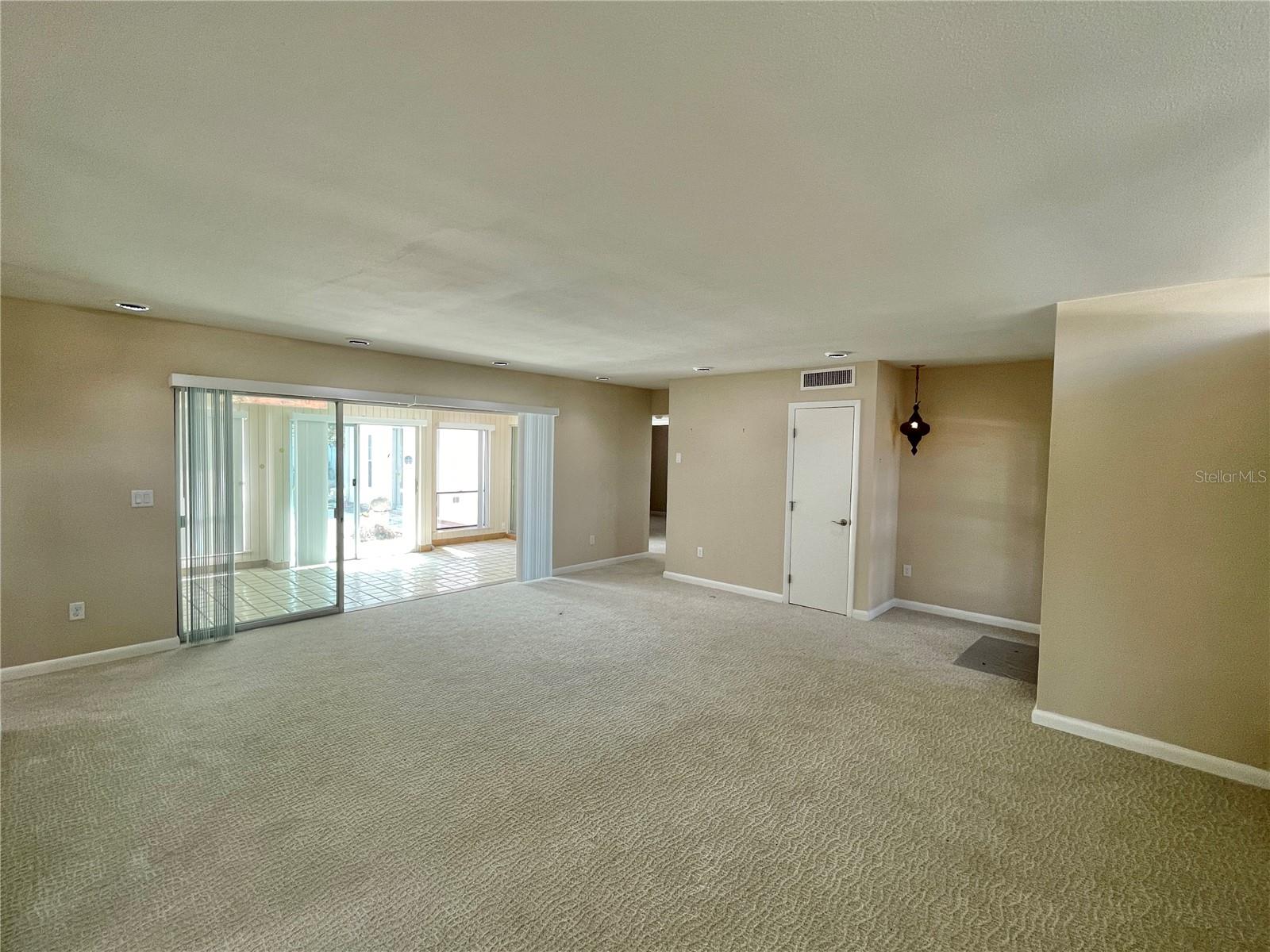 Image 4 of 21 For 3602 Beach Drive