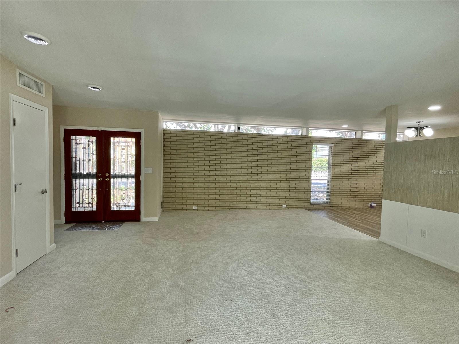 Image 5 of 21 For 3602 Beach Drive