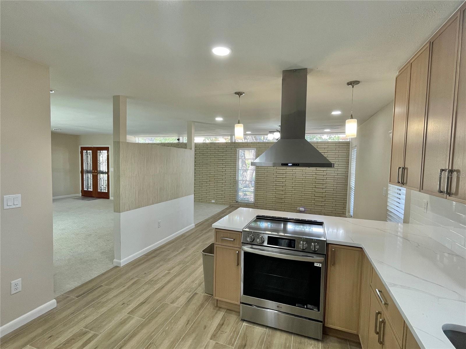 Image 8 of 21 For 3602 Beach Drive