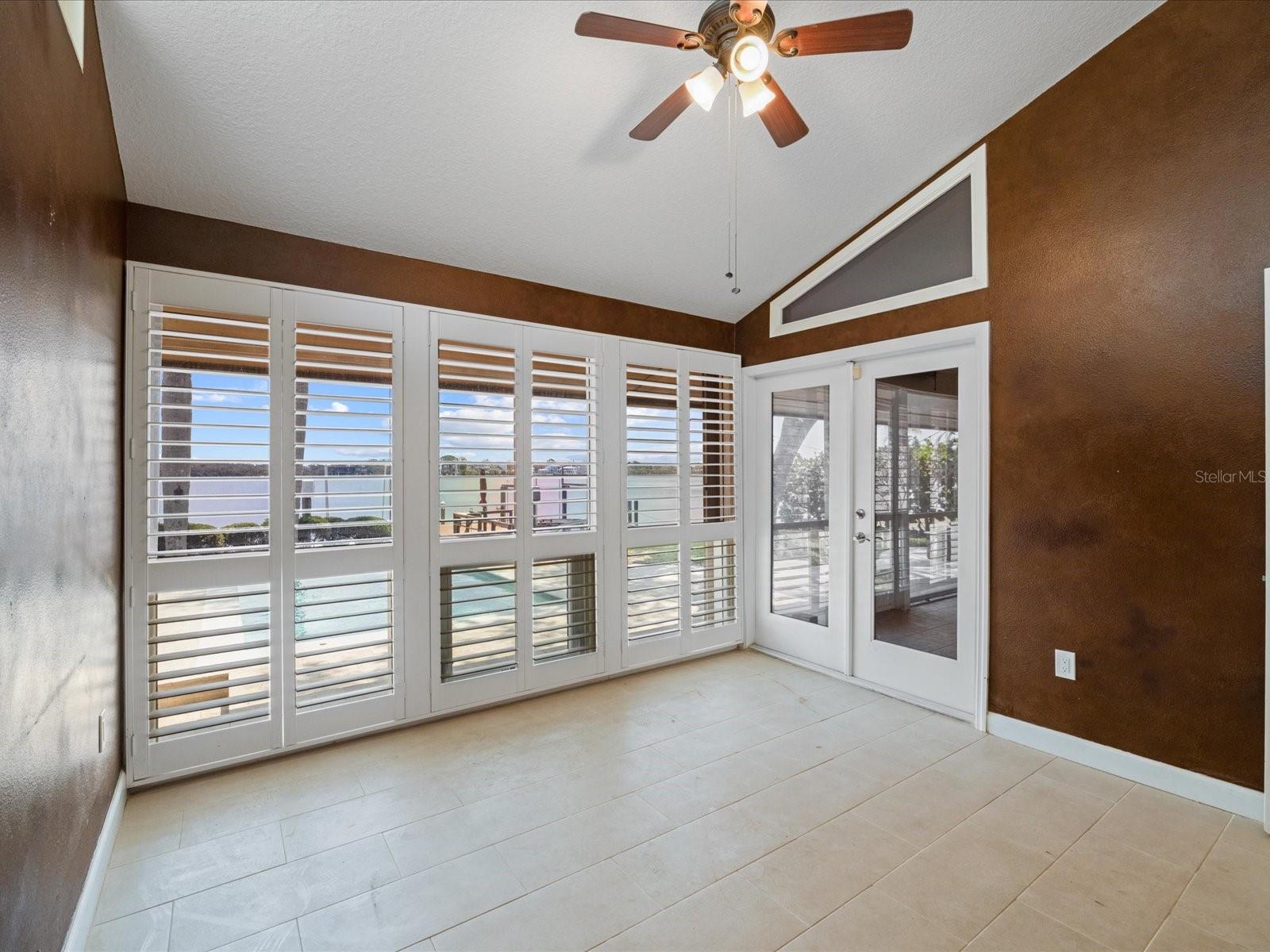 Image 16 of 67 For 150 Carlyle Drive