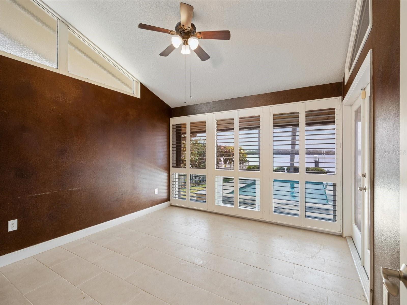 Image 17 of 67 For 150 Carlyle Drive