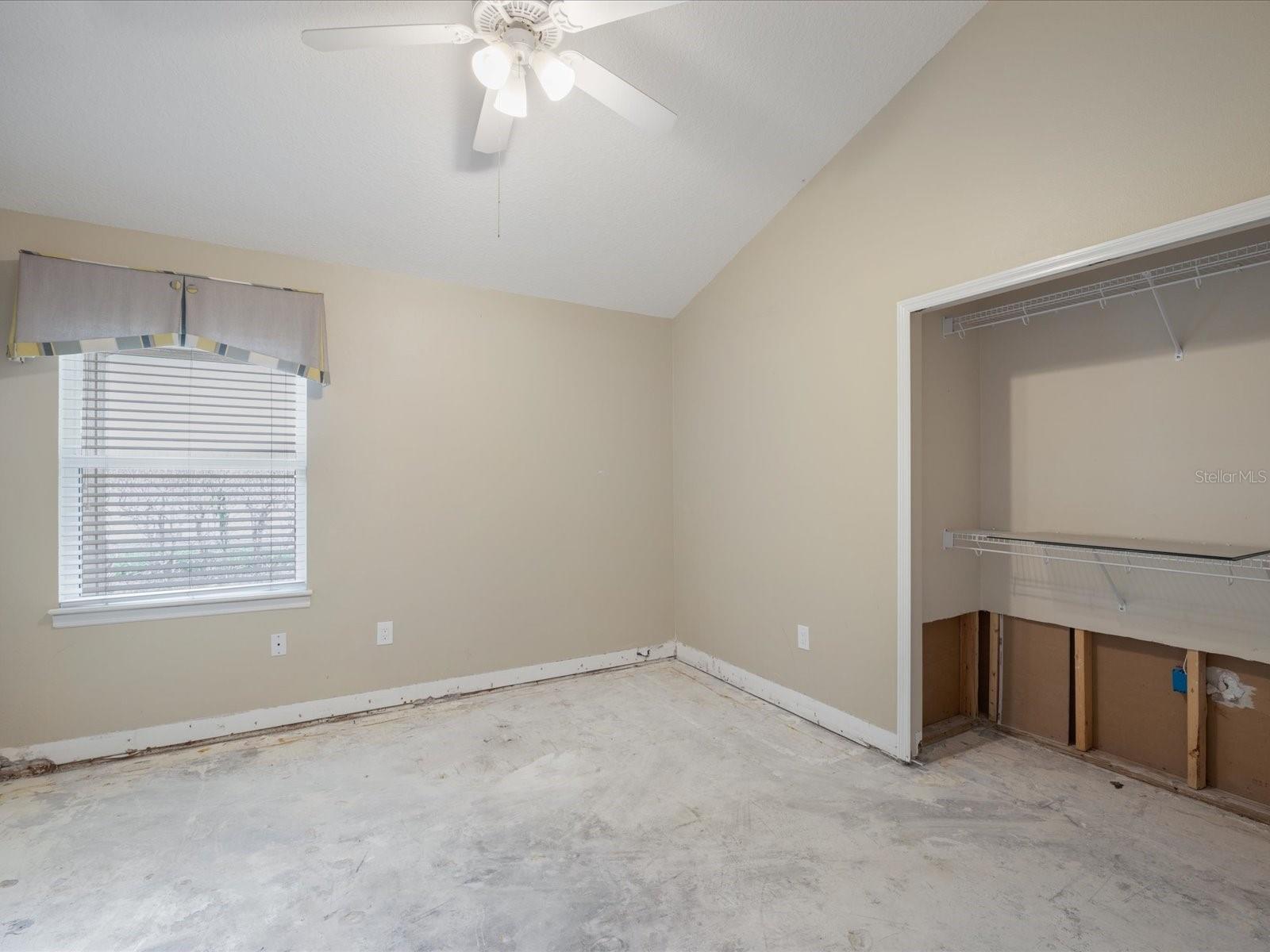 Image 36 of 67 For 150 Carlyle Drive