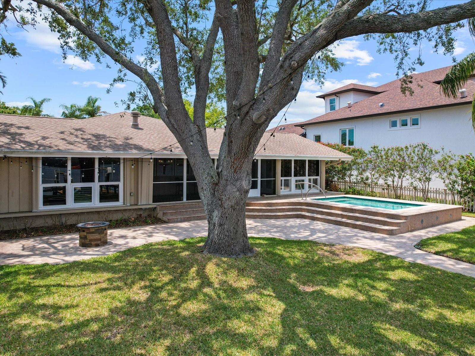 Image 54 of 67 For 150 Carlyle Drive