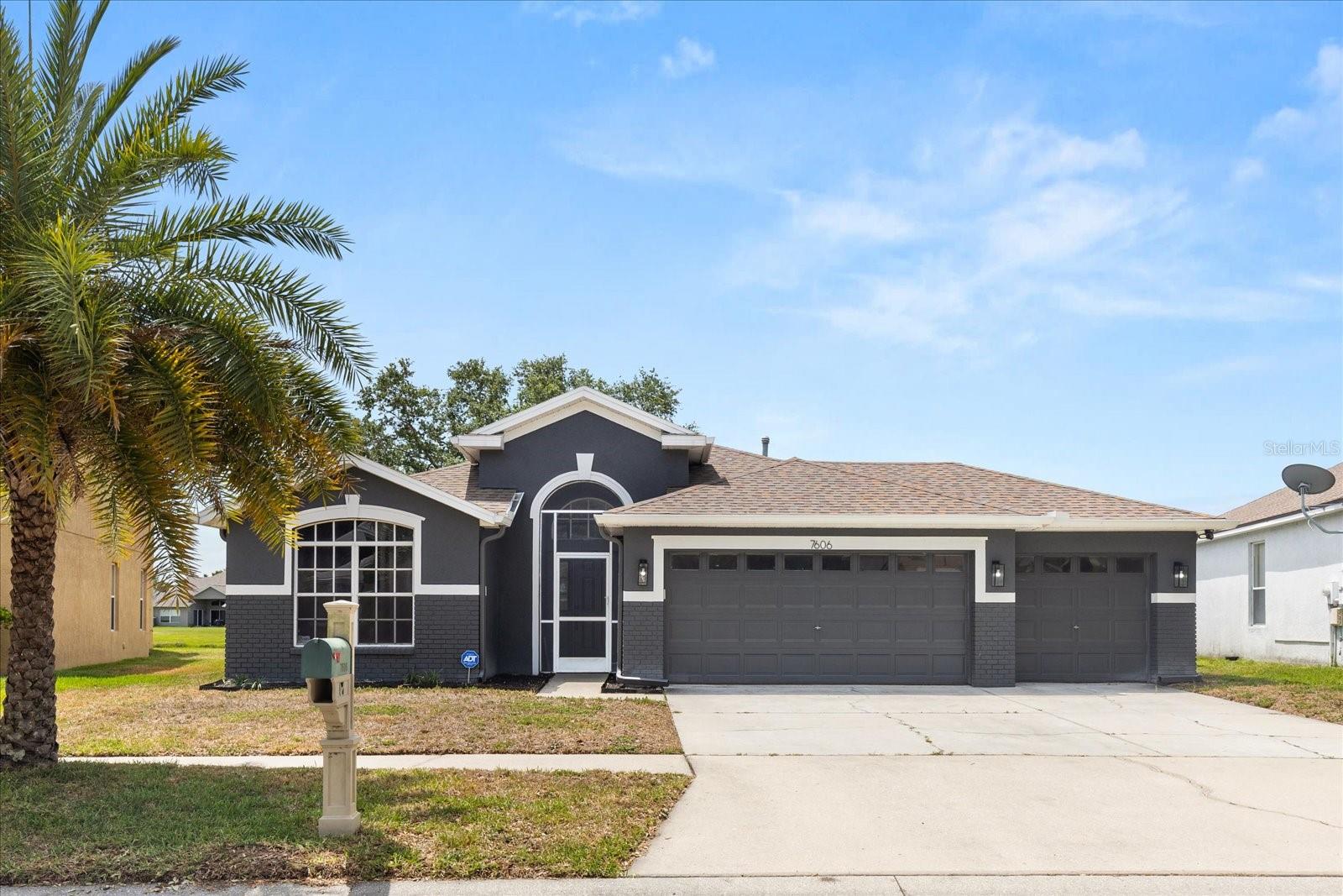 Details for 7606 Nottinghill Sky Drive, APOLLO BEACH, FL 33572