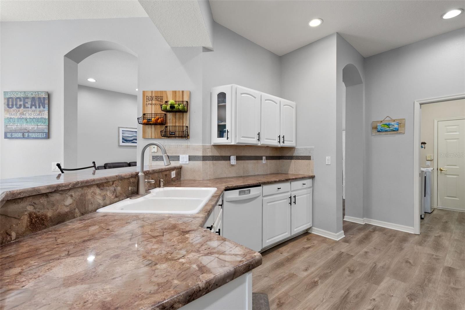 Image 11 of 54 For 490 Knight Drive