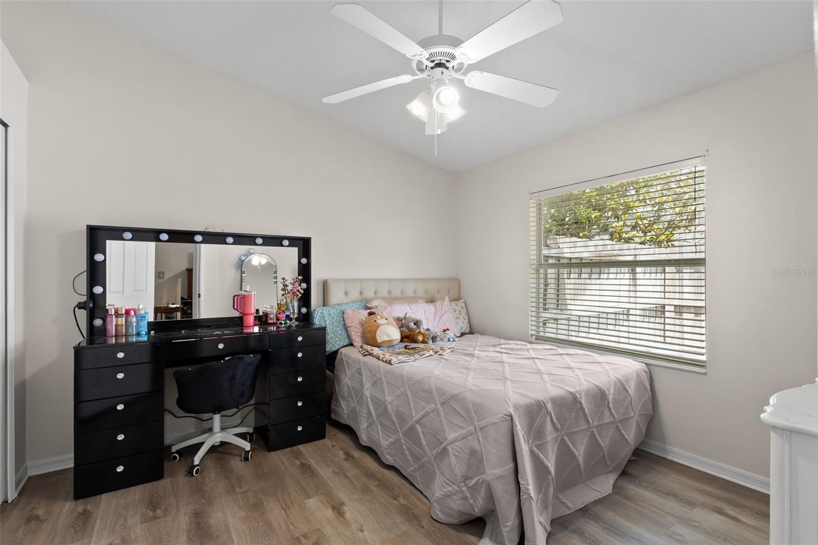 Image 30 of 54 For 490 Knight Drive