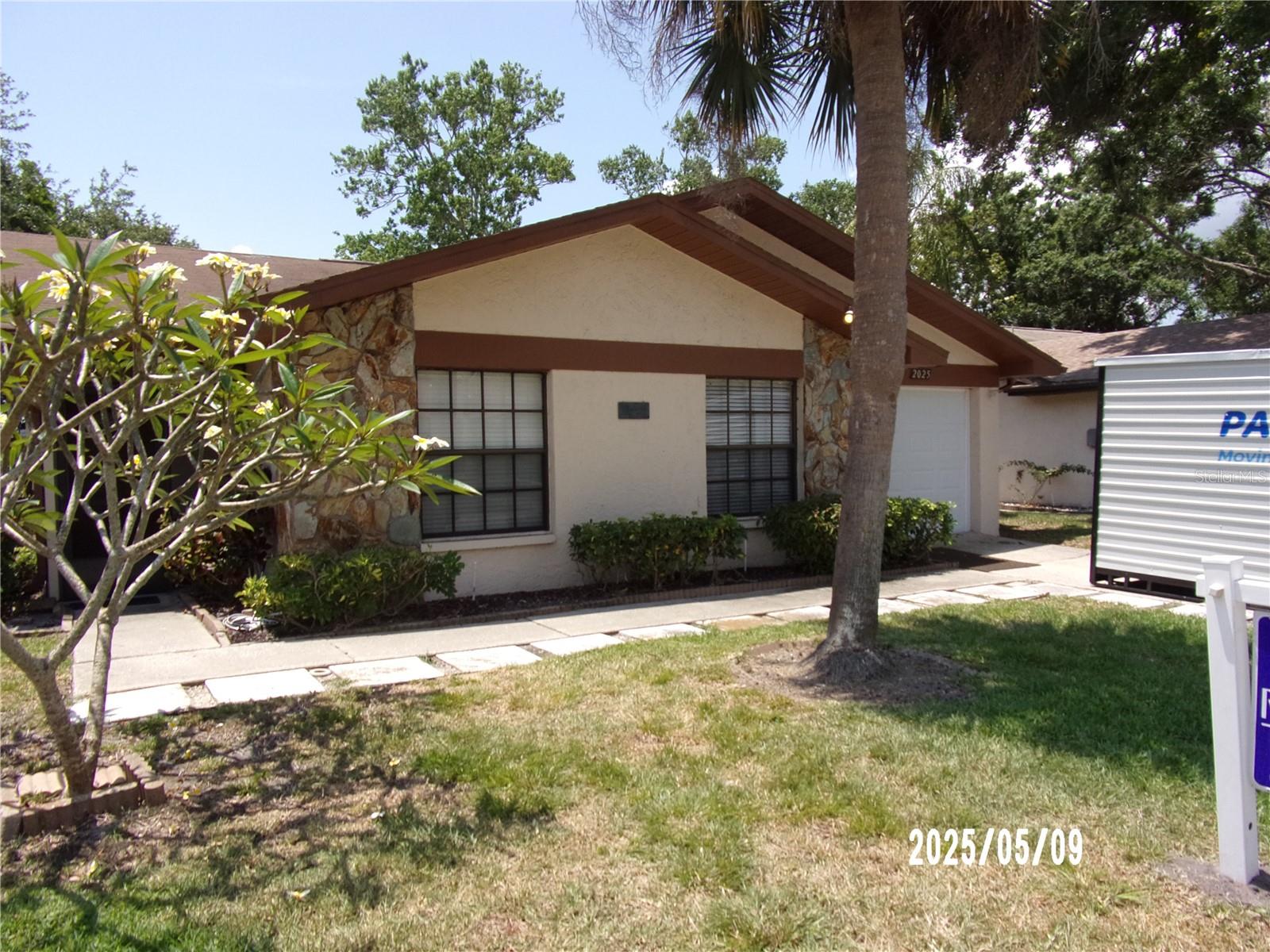Details for 2025 Dover Court, OLDSMAR, FL 34677