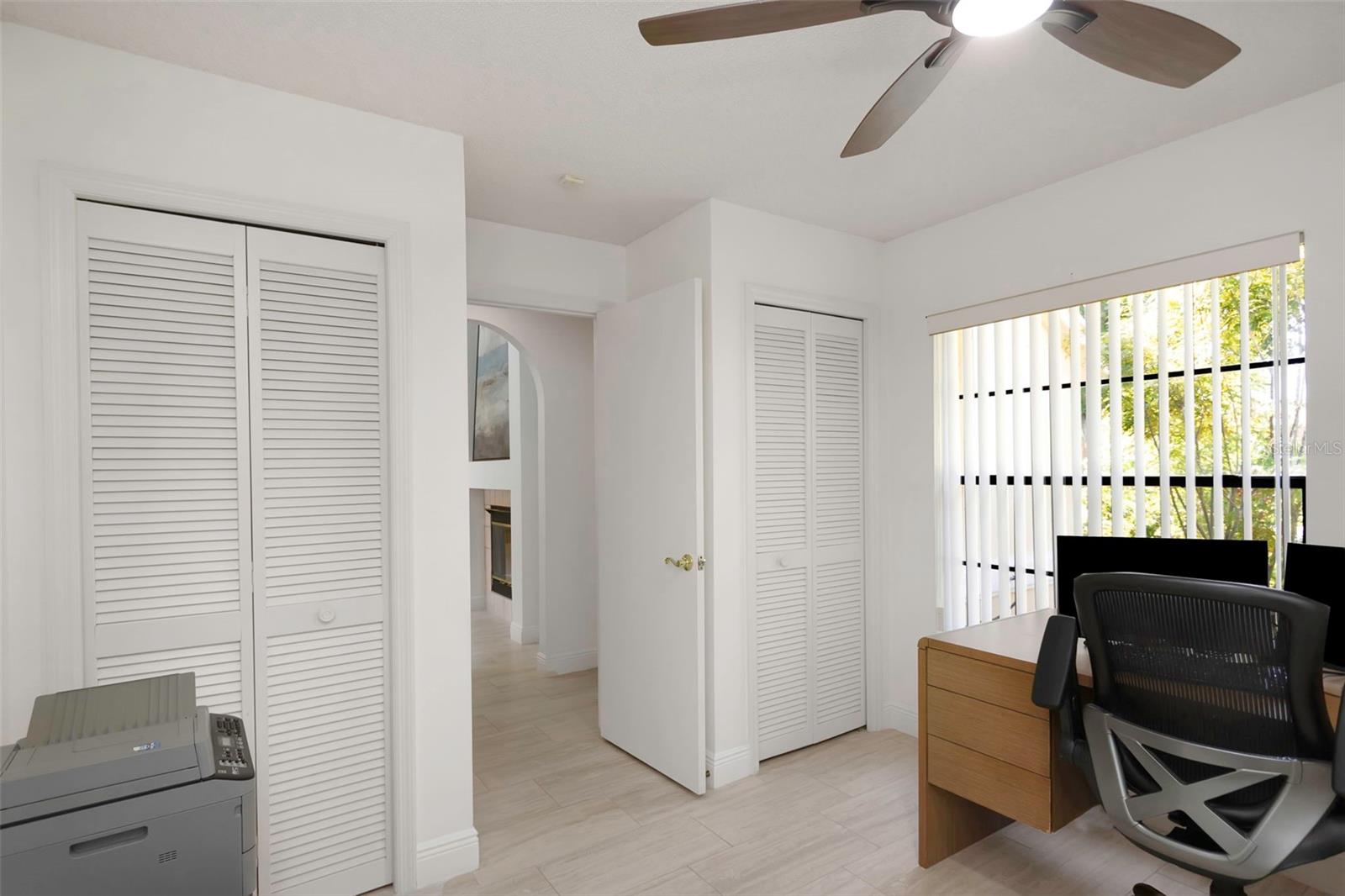 Image 22 of 45 For 3908 Lithia Ridge Boulevard