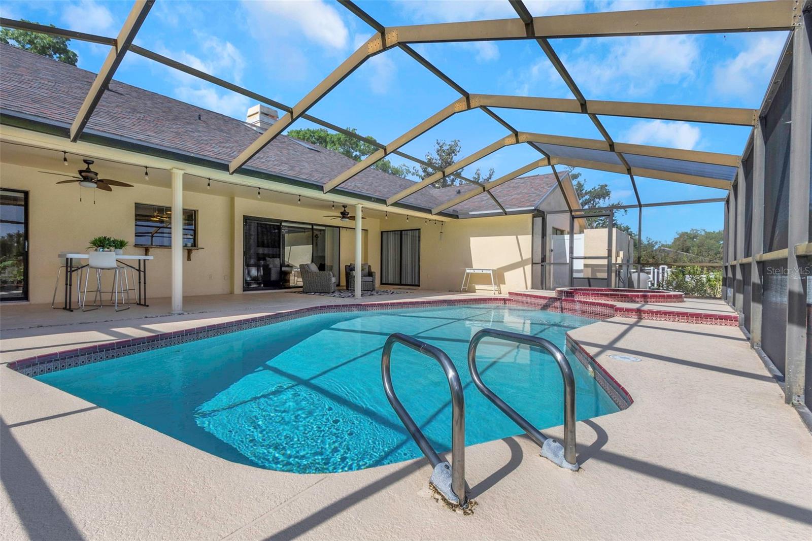 Image 30 of 45 For 3908 Lithia Ridge Boulevard