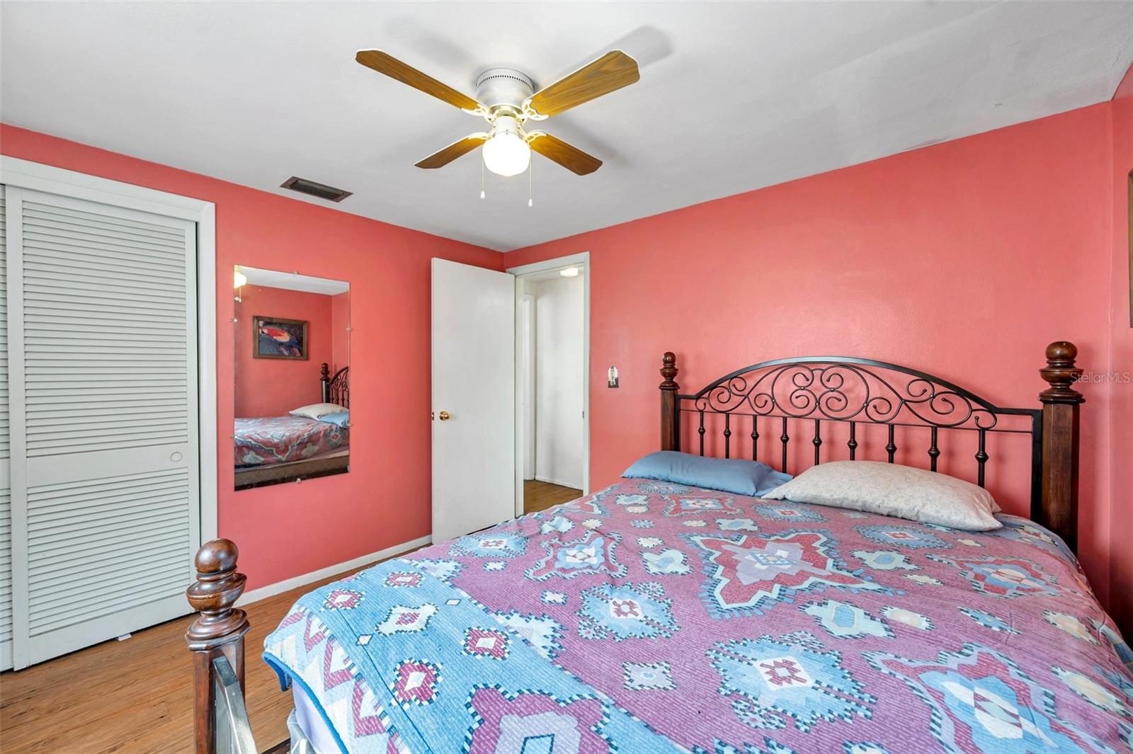 Image 17 of 46 For 3621 Beacon Square Drive