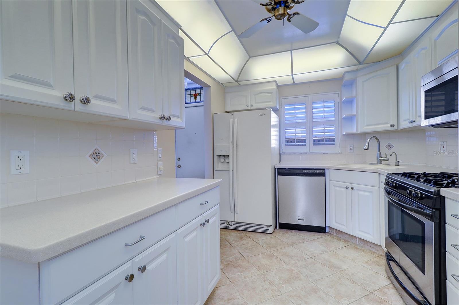 Image 13 of 32 For 6020 Shore Boulevard S 503