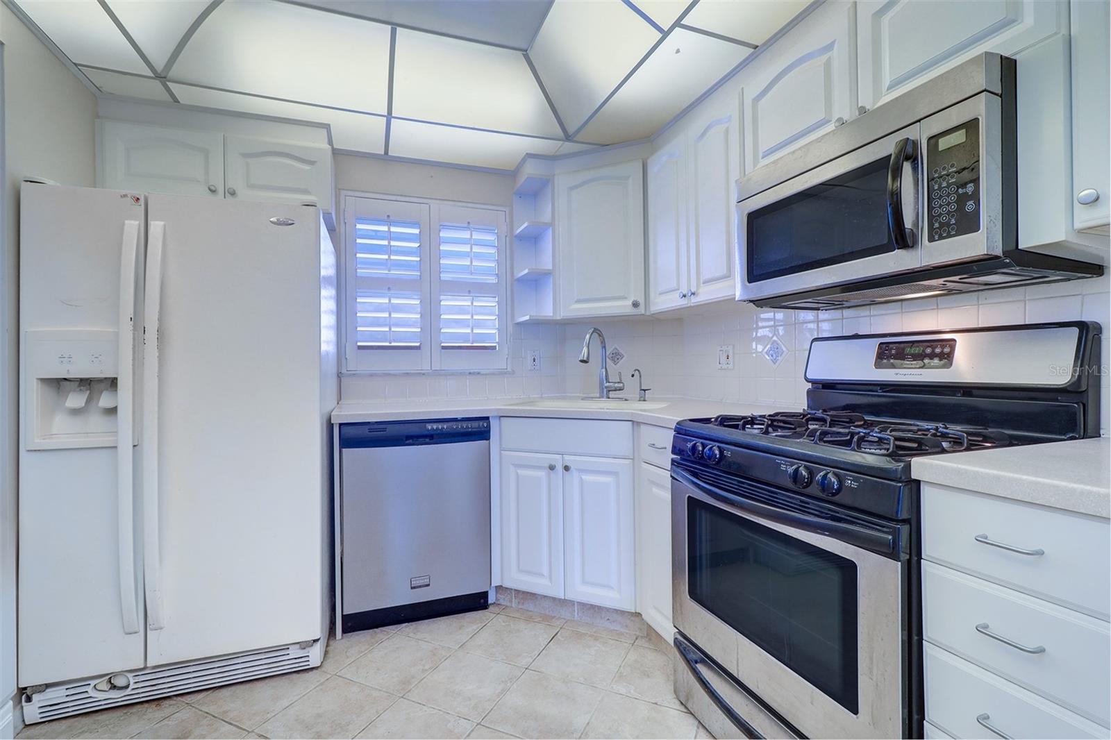 Image 14 of 32 For 6020 Shore Boulevard S 503