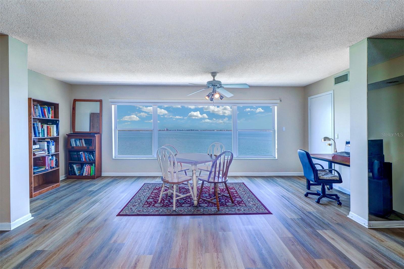 Image 5 of 32 For 6020 Shore Boulevard S 503