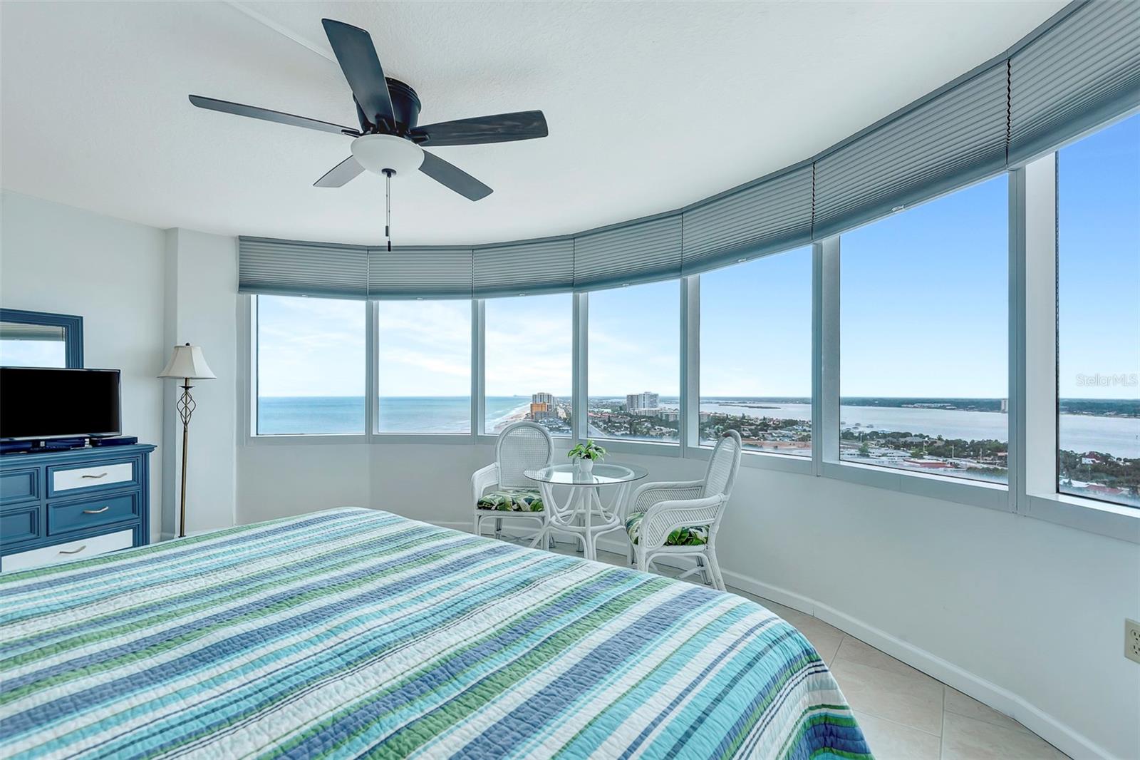 Image 20 of 44 For 2625 Atlantic Avenue 24sw