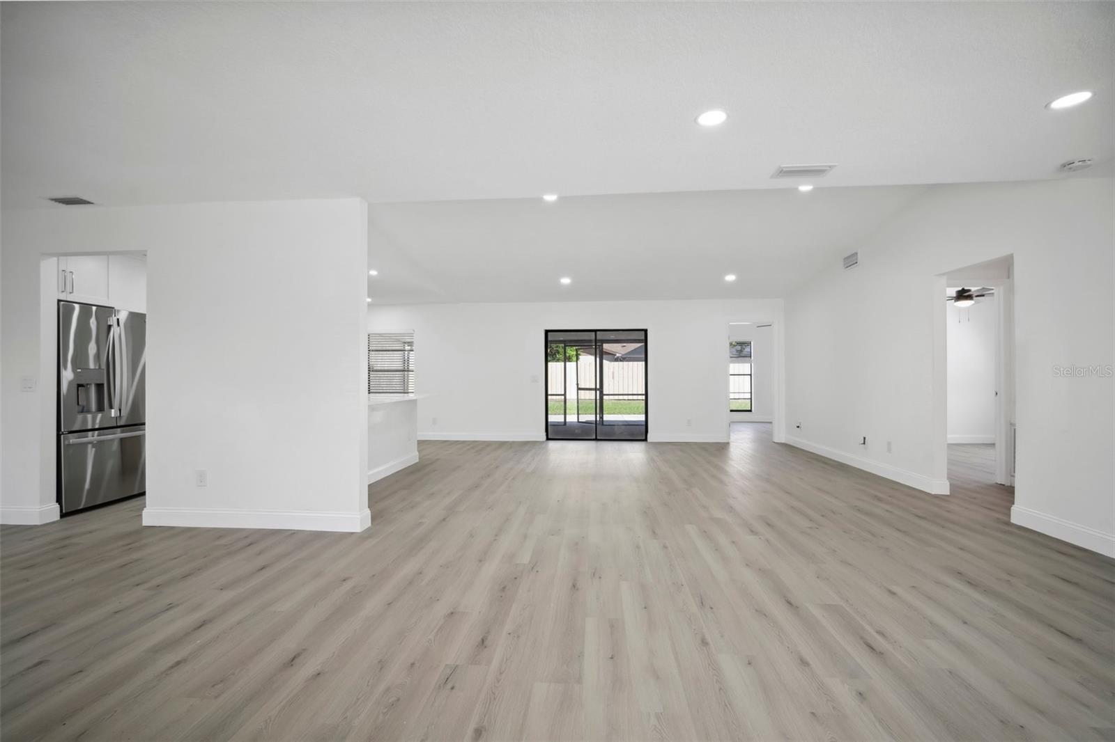 Image 6 of 36 For 1218 Lornewood Drive