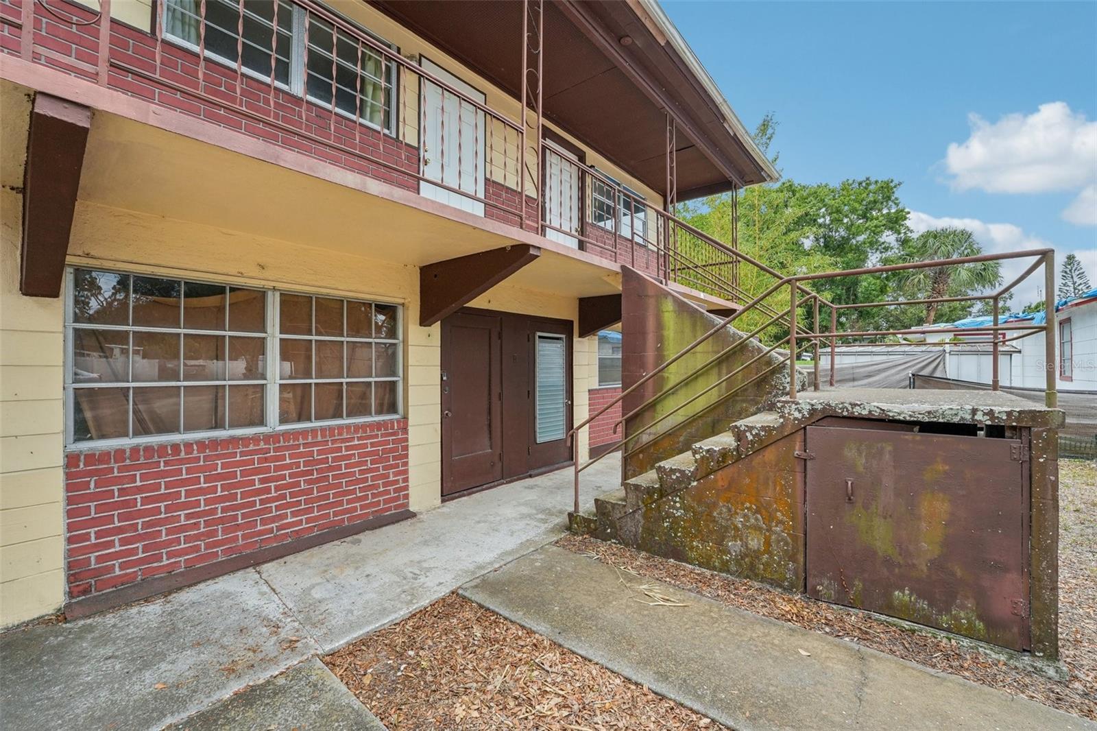 Image 10 of 12 For 7180 50th Avenue N