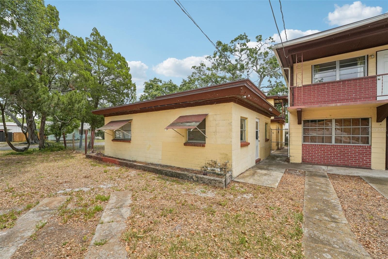 Image 8 of 12 For 7180 50th Avenue N