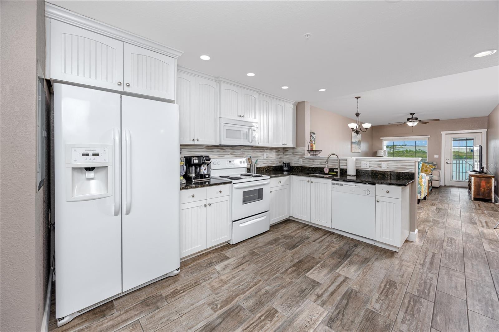 Image 3 of 51 For 399 2nd Street 217
