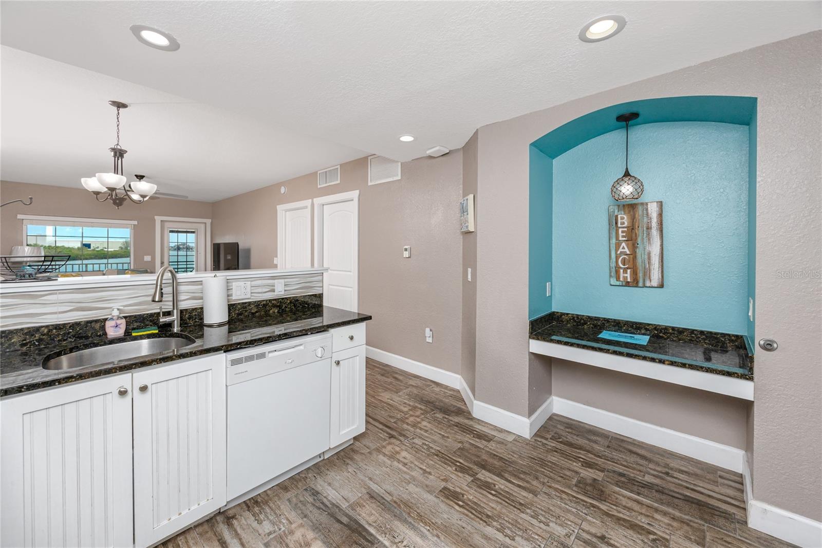 Image 6 of 51 For 399 2nd Street 217