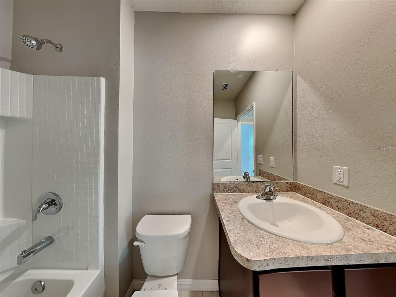 Image 18 of 22 For 2819 Greenleaf Terrace