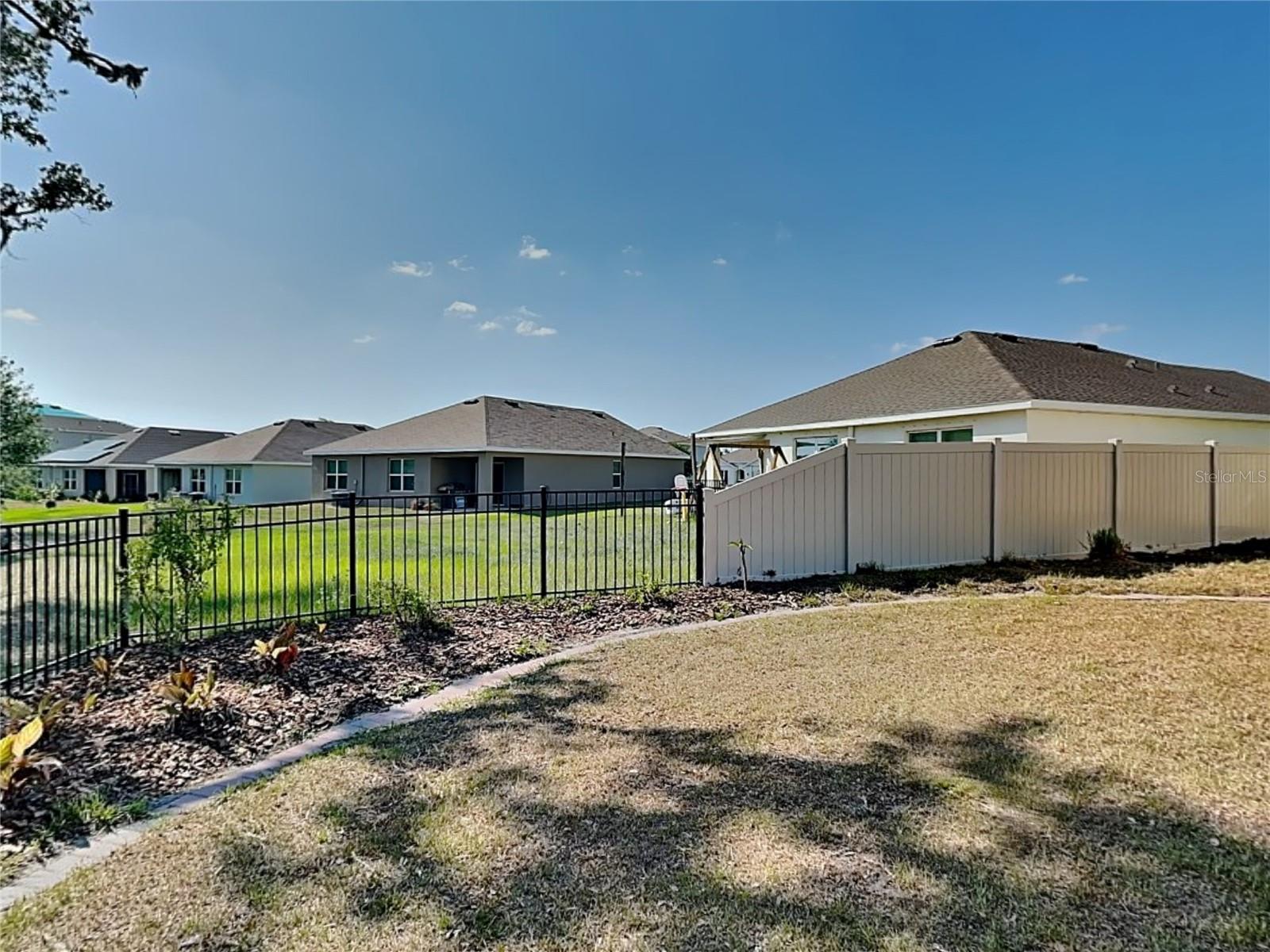 Image 21 of 22 For 2819 Greenleaf Terrace