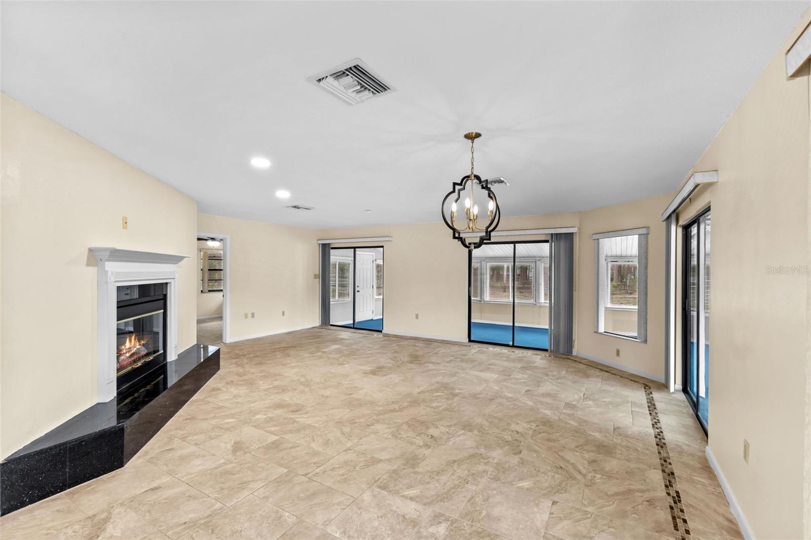 Image 10 of 45 For 495 Appaloosa Road