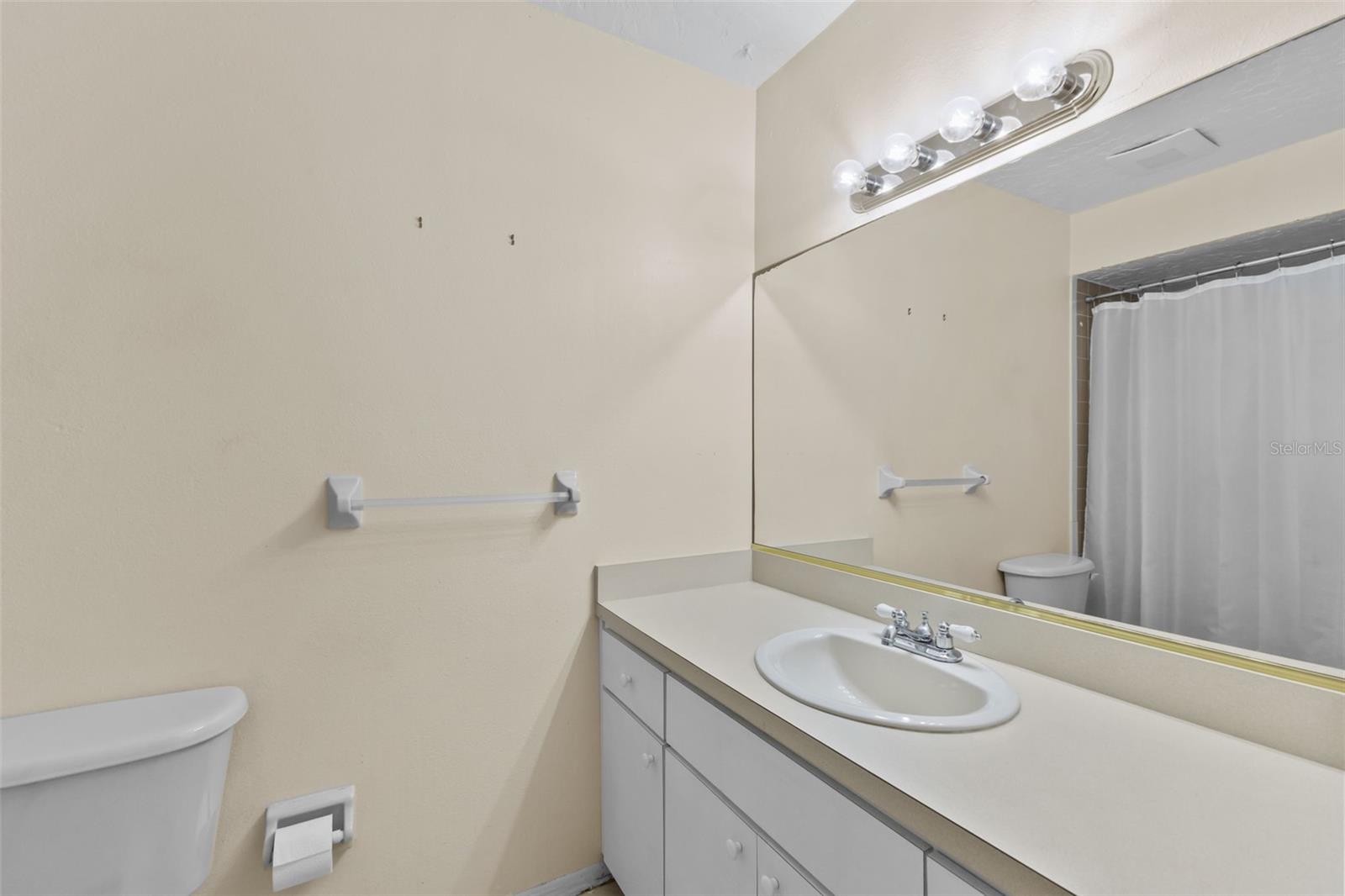 Image 23 of 45 For 495 Appaloosa Road