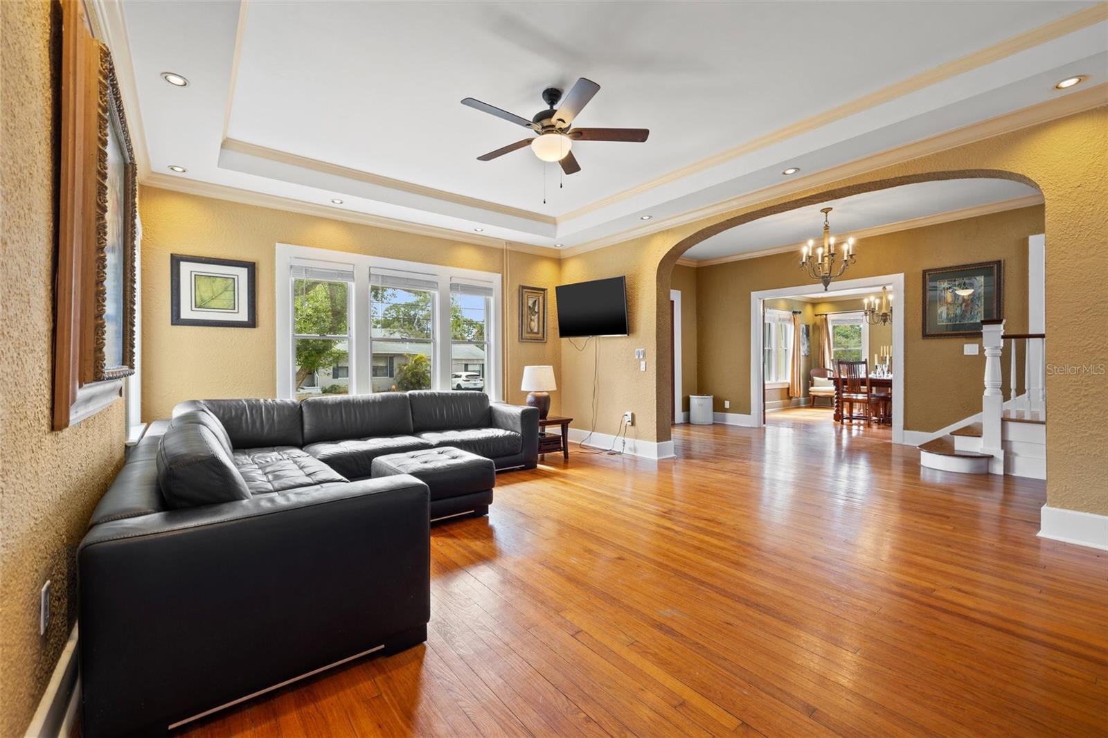 Listing photo id 21 for 241 72nd Street N