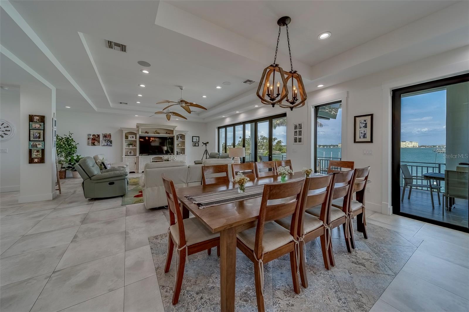 Image 11 of 92 For 15805 Redington Drive